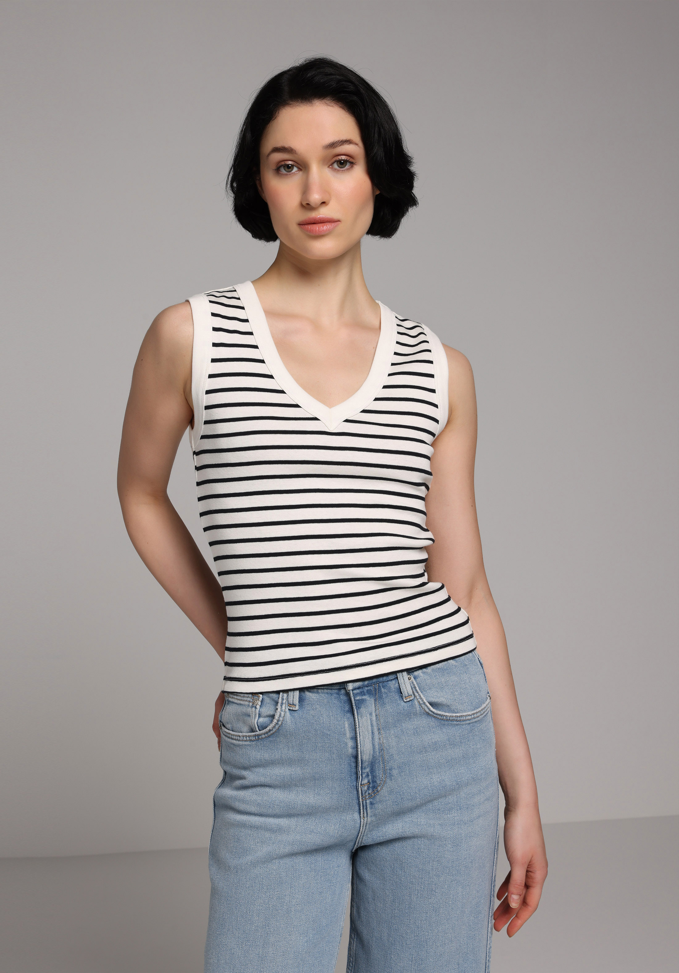 Slim Fit   Kadın Beyaz Atlet