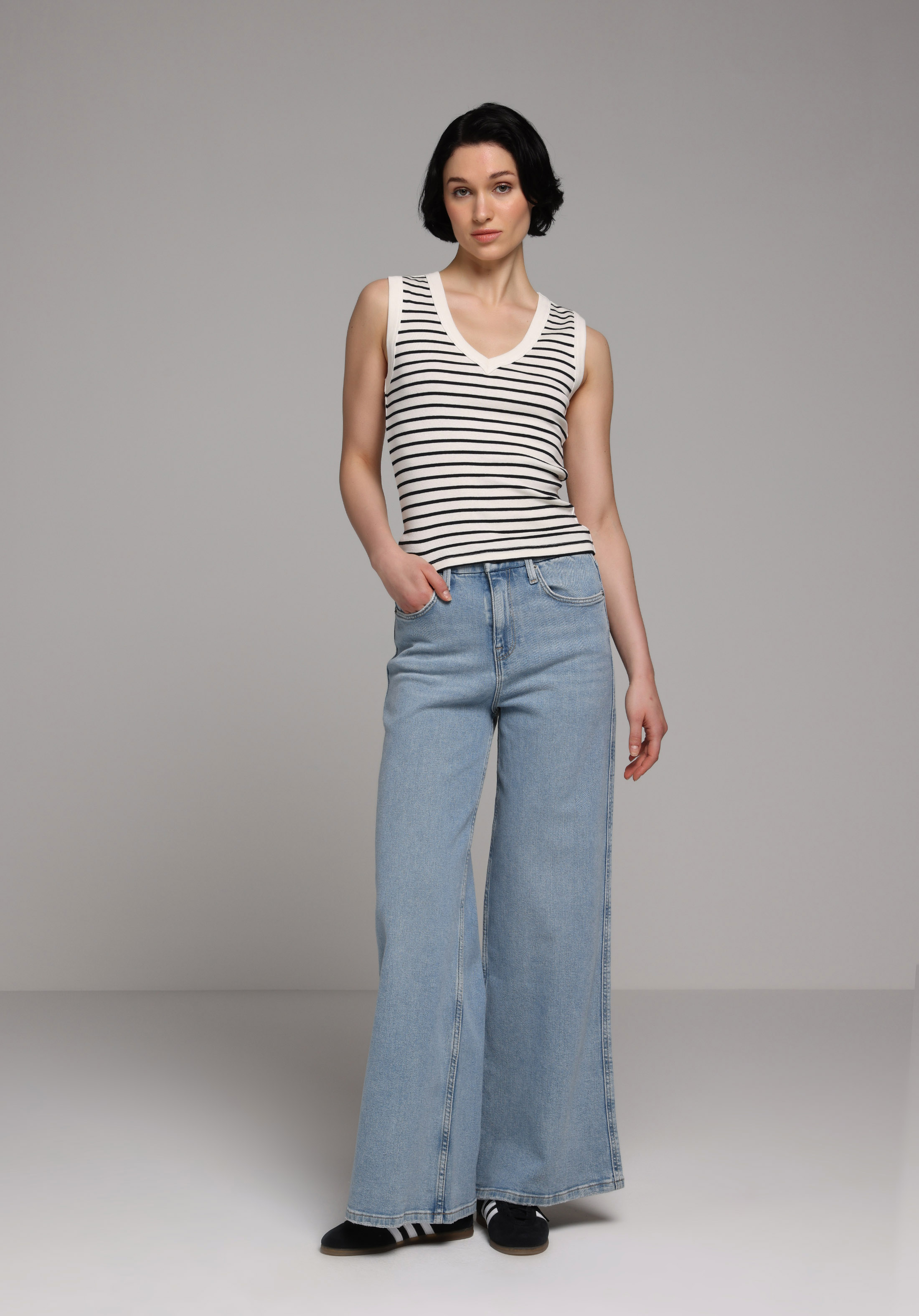 Slim Fit   Kadın Beyaz Atlet