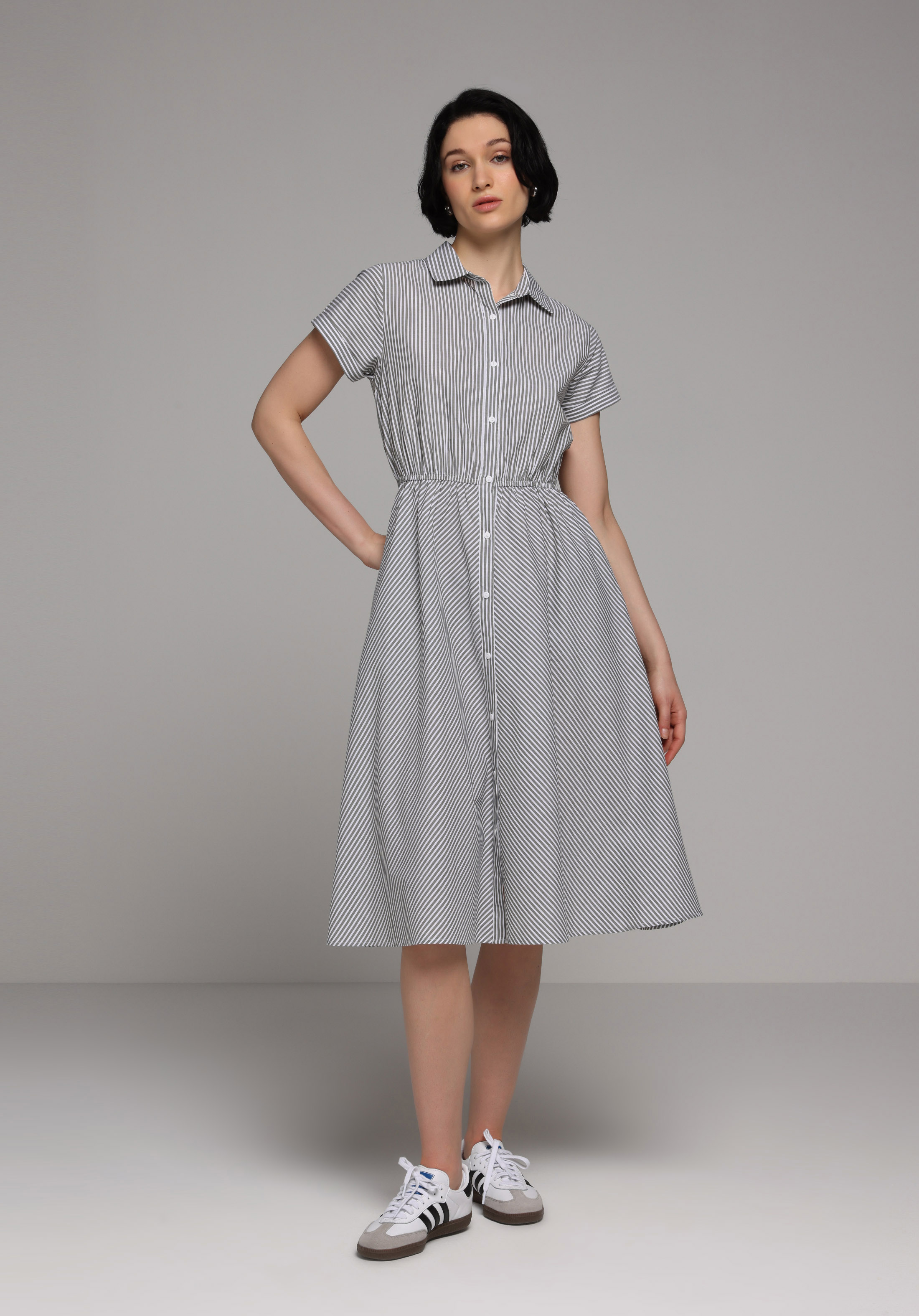 Regular Fit Düz Kadın Yeşil Kısa Kol Elbise