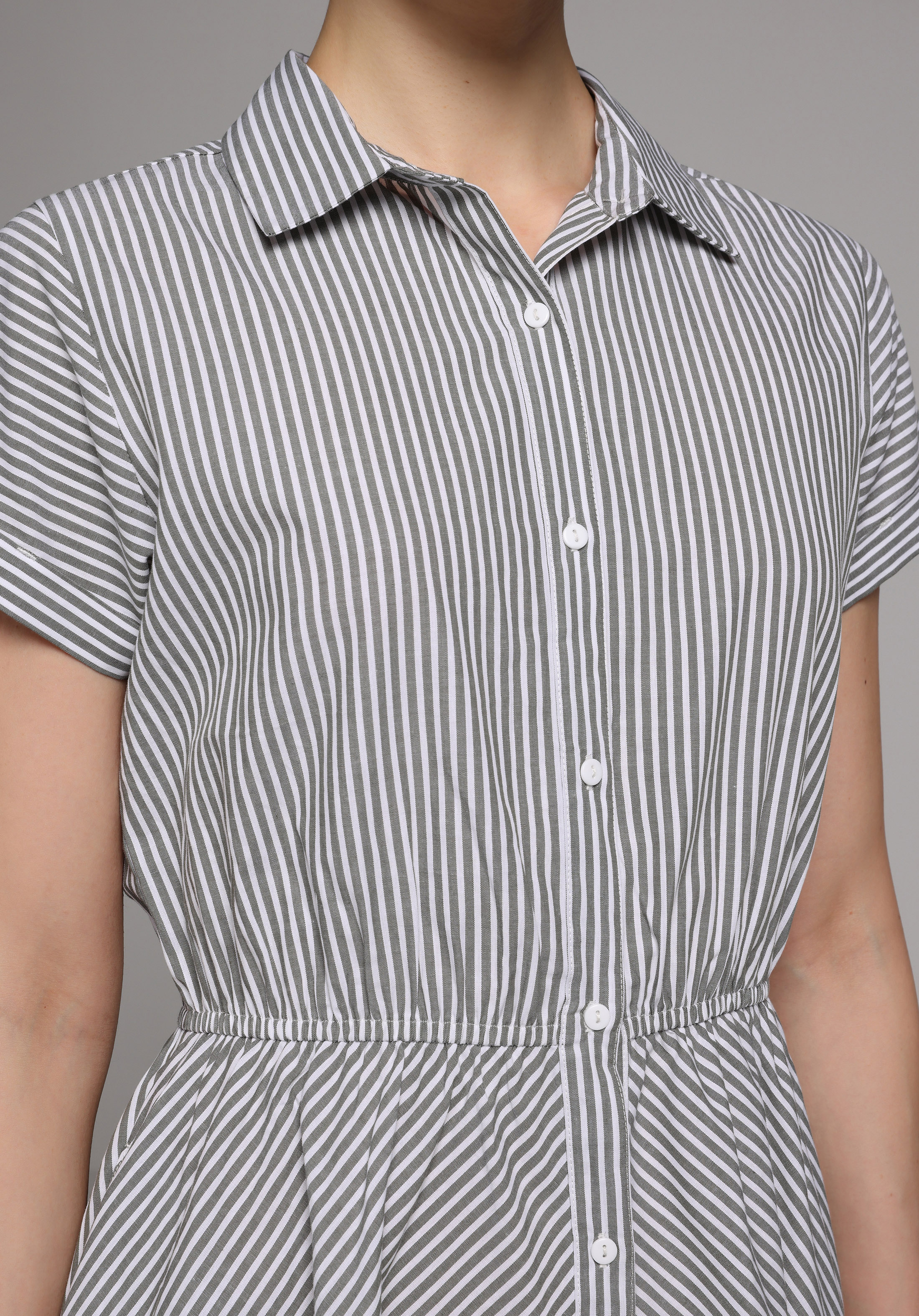 Regular Fit Düz Kadın Yeşil Kısa Kol Elbise