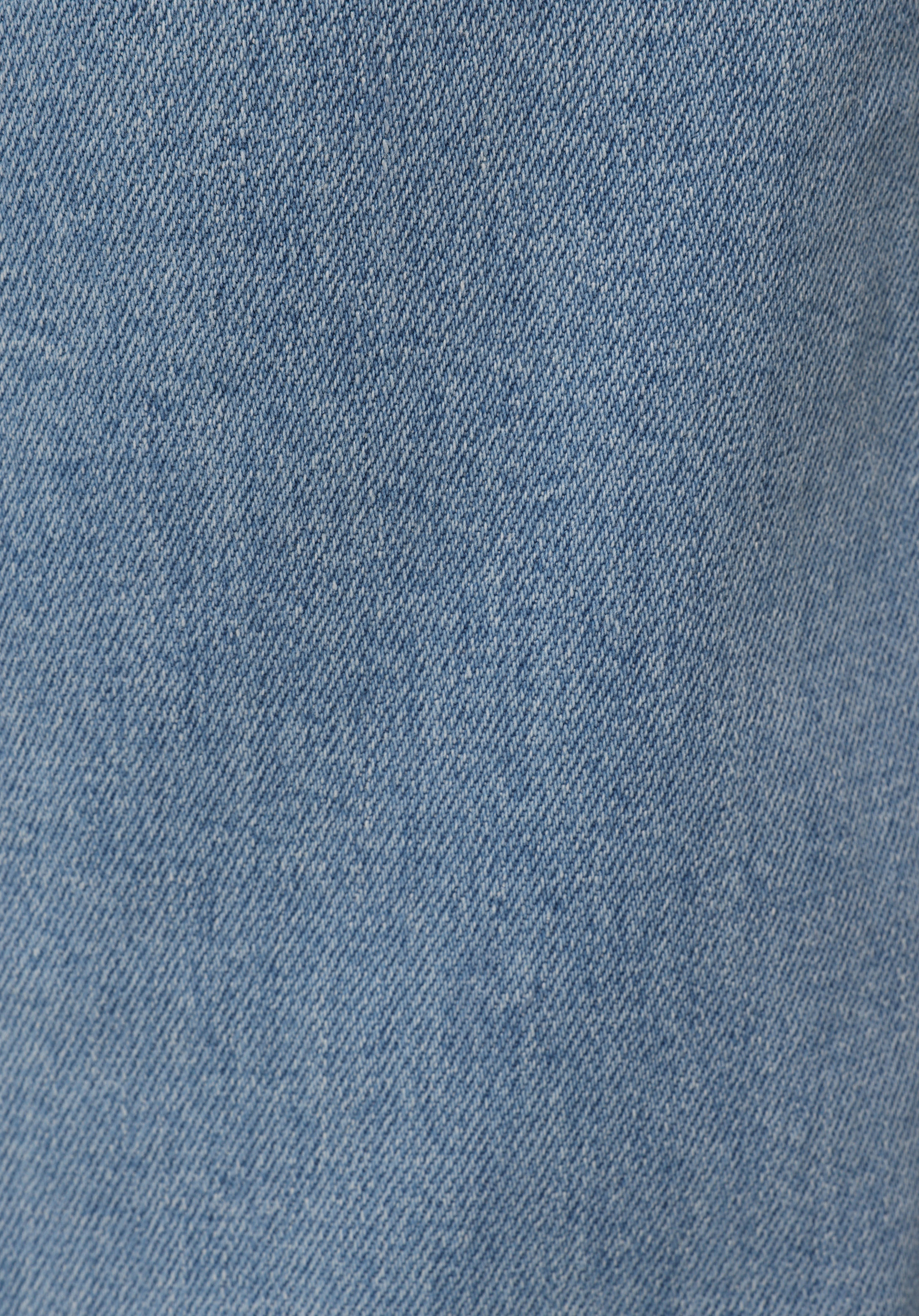 Regular Fit   Kadın Light İndigo Denim Jean Pantolon