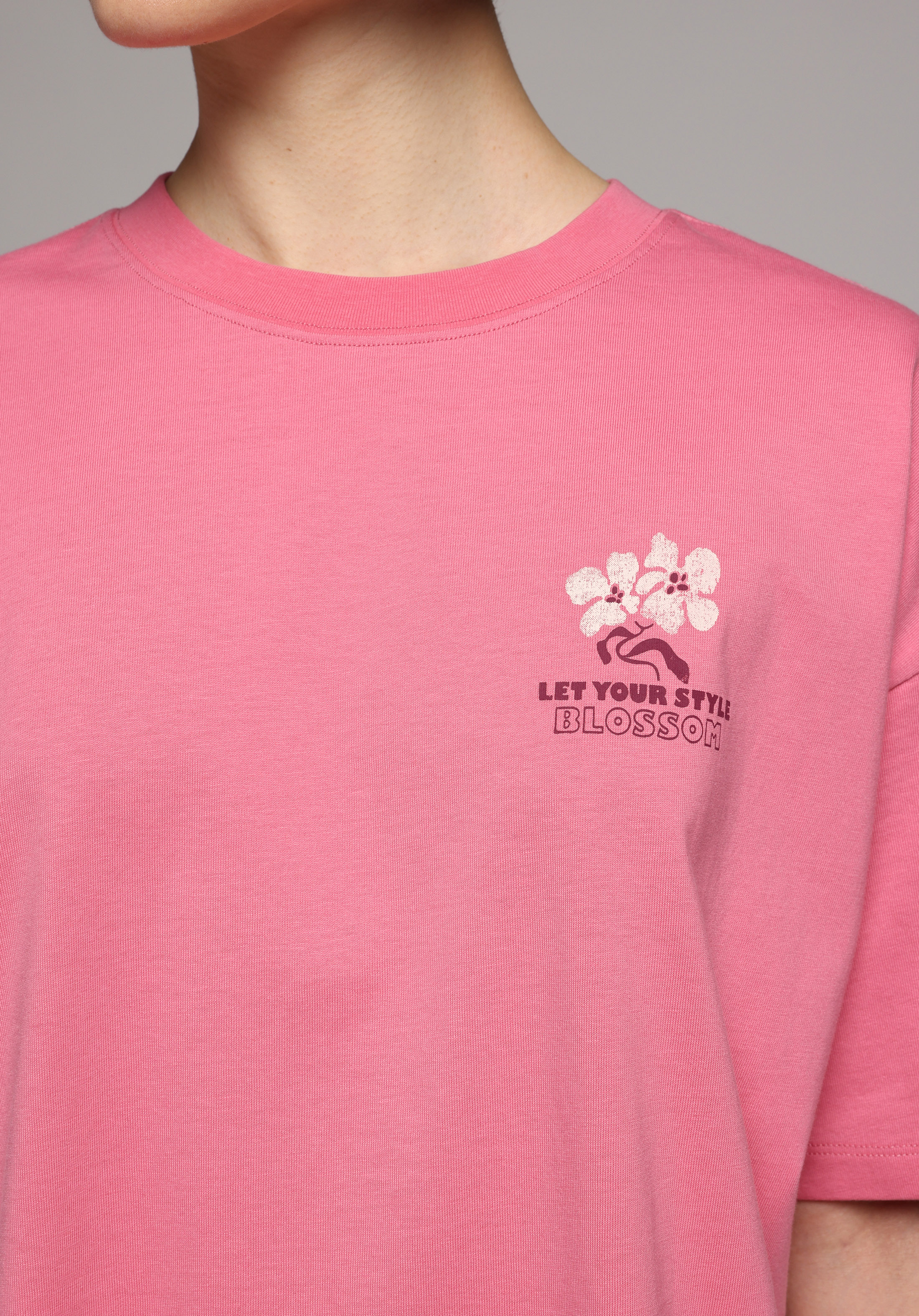 Relax Fit Yuvarlak Yaka Baskılı Kadın Pembe Kısa Kol Tişört