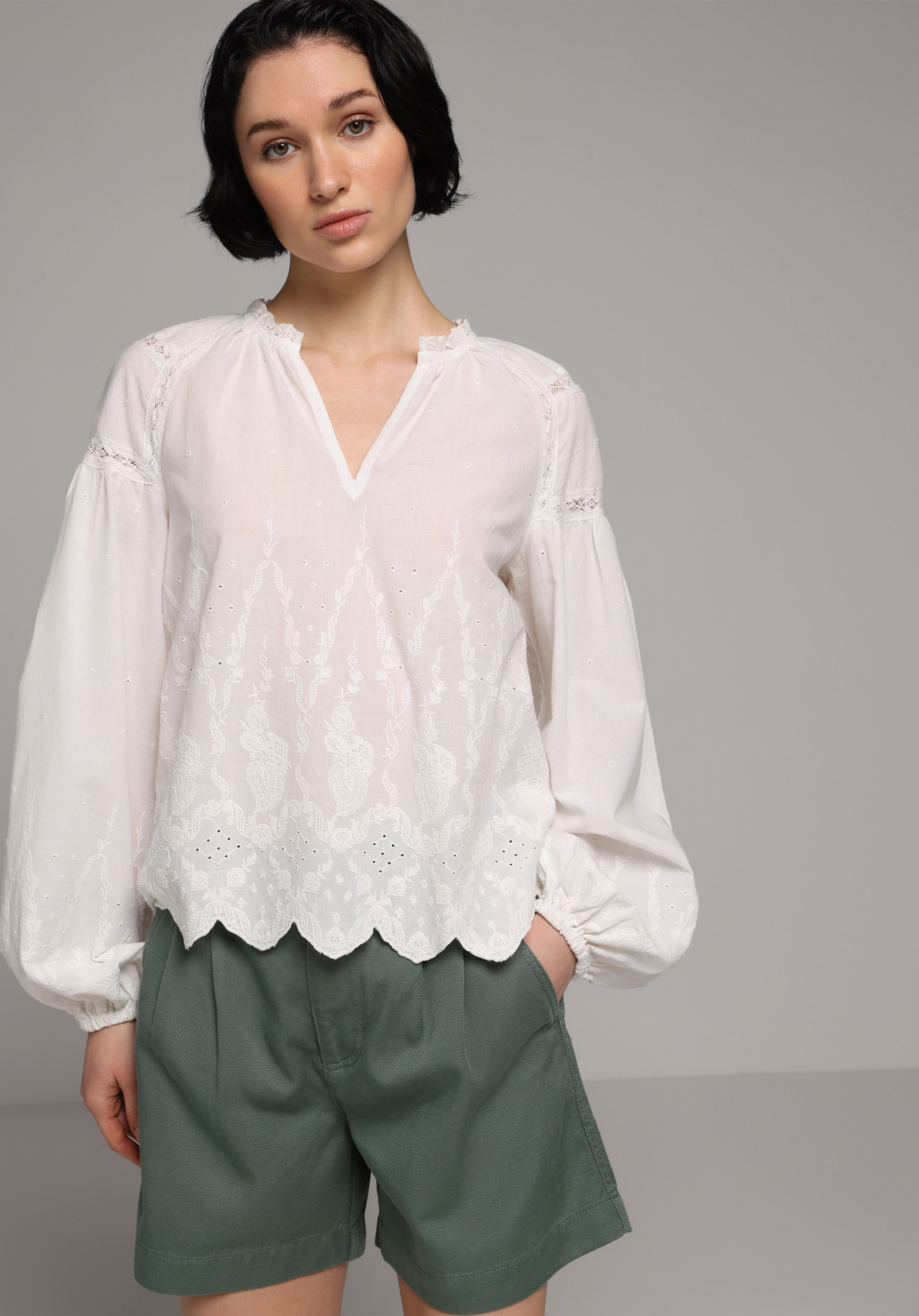 Fashion Fit   Kadın Beyaz  Gömlek
