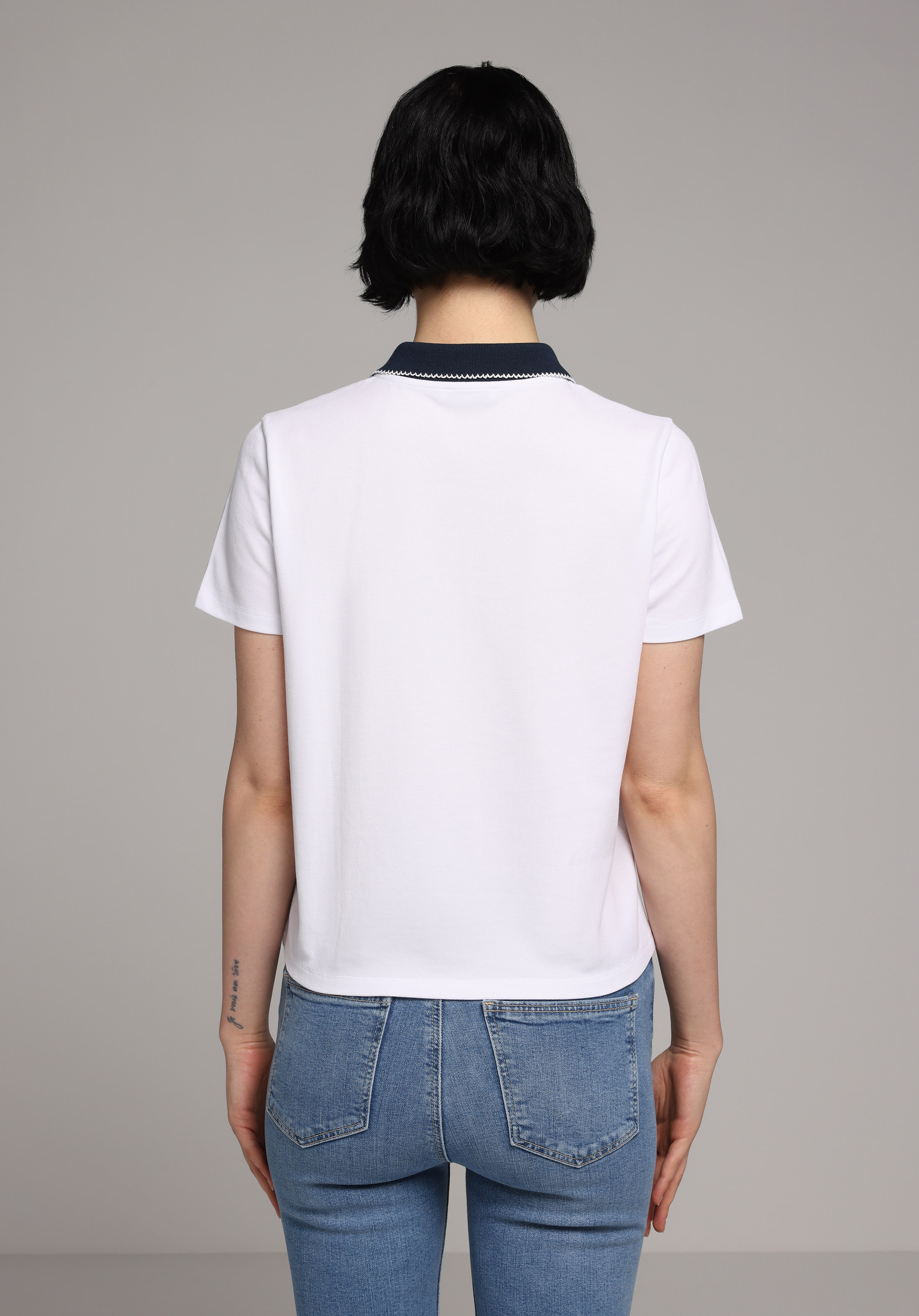 Regular Fit Polo Yaka Düz Kadın Beyaz Kısa Kol Tişört