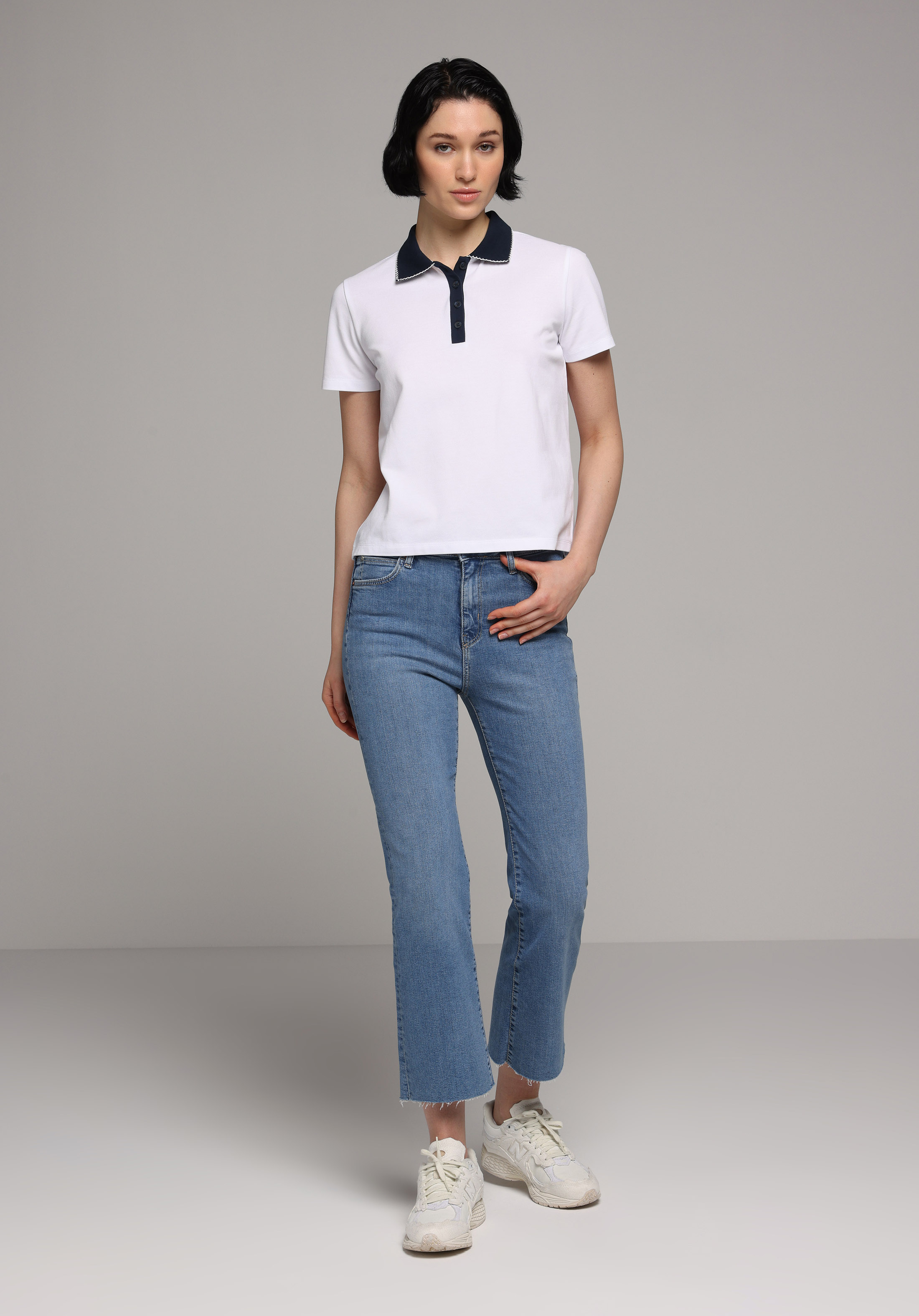 Regular Fit Polo Yaka Düz Kadın Beyaz Kısa Kol Tişört
