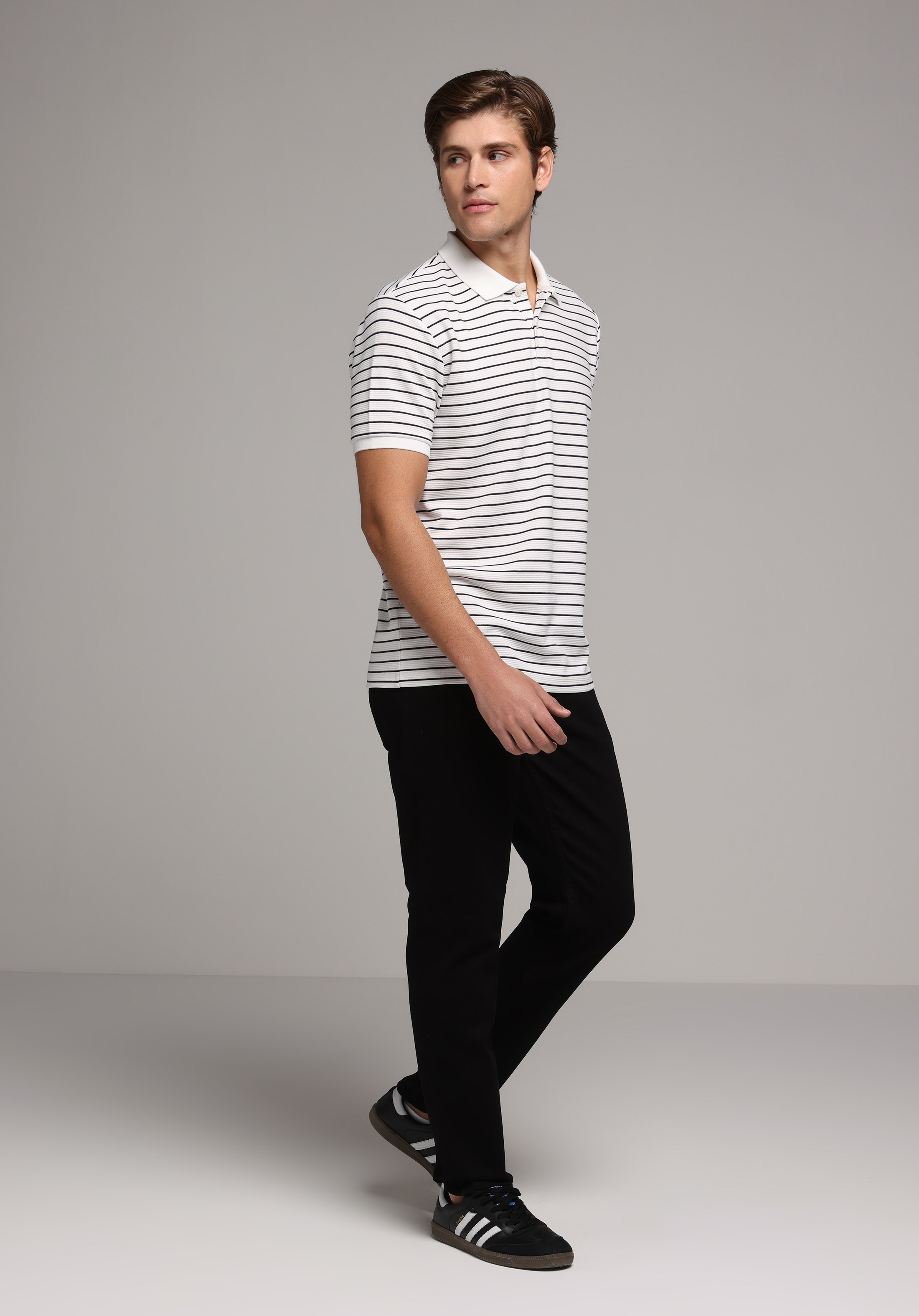 Regular Fit Polo Yaka Çizgili Erkek Beyaz Kısa Kol Tişört