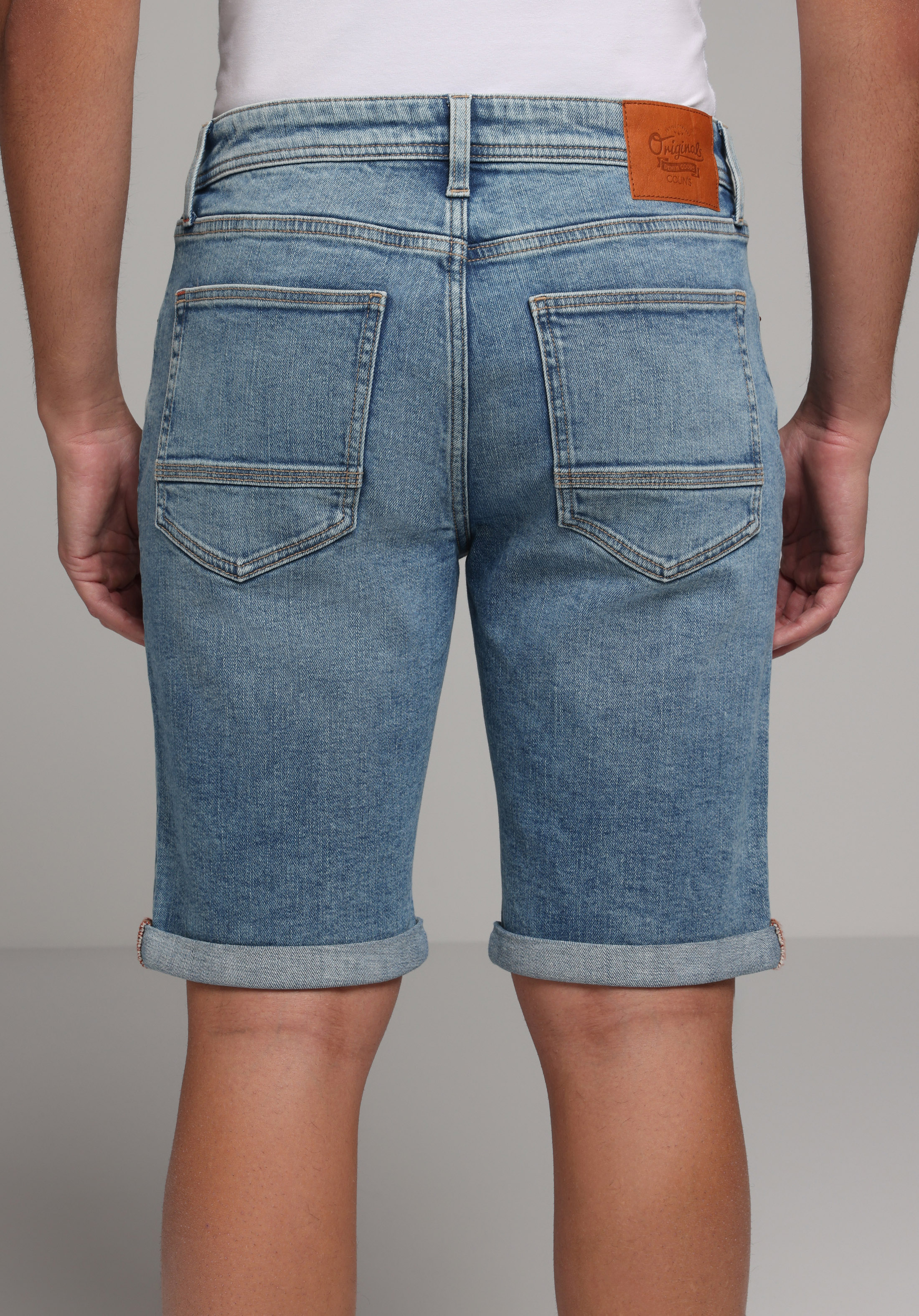 Straight Fit Düşük Bel Düz Erkek Light İndigo Denim Jean Şort