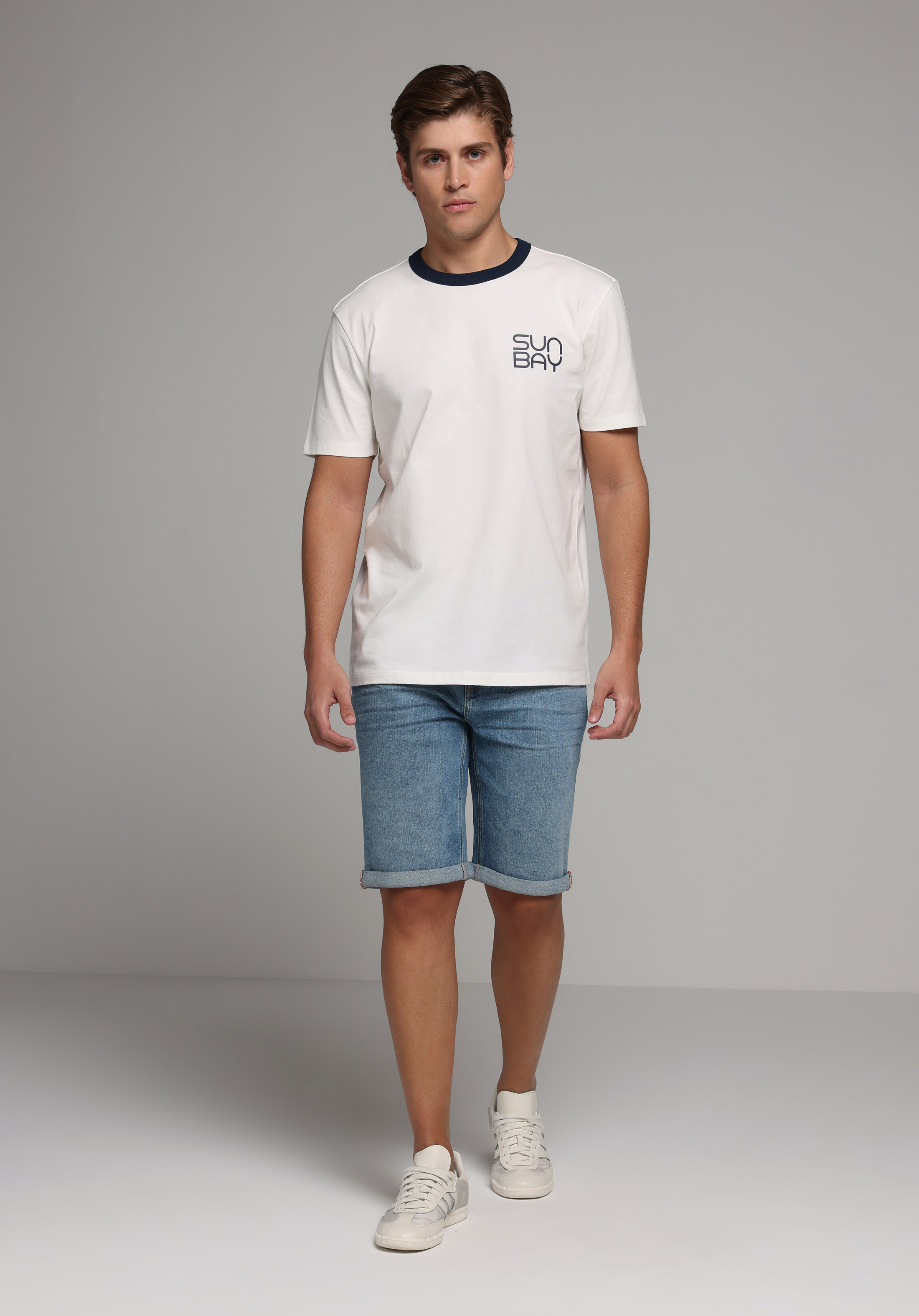 Straight Fit Düşük Bel Düz Erkek Light İndigo Denim Jean Şort