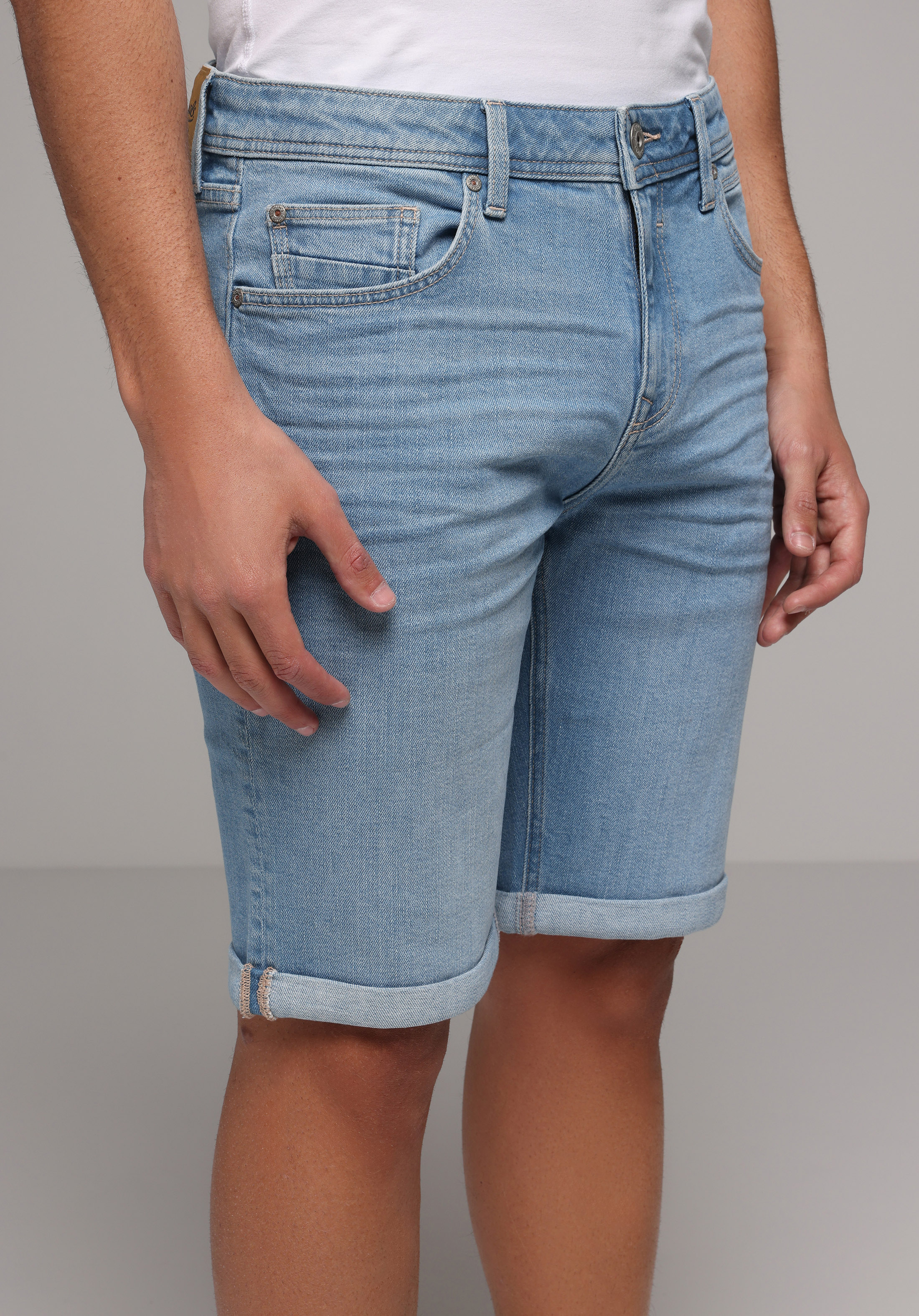 Straight Fit Düşük Bel Düz Erkek Light İndigo Denim Jean Şort