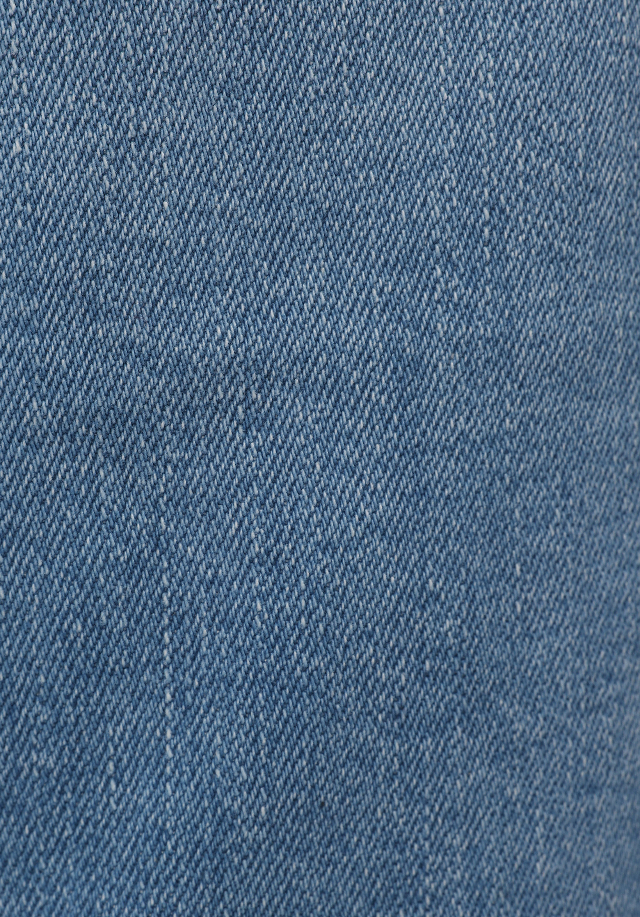 Straight Fit Düşük Bel Düz Erkek Light İndigo Denim Jean Şort