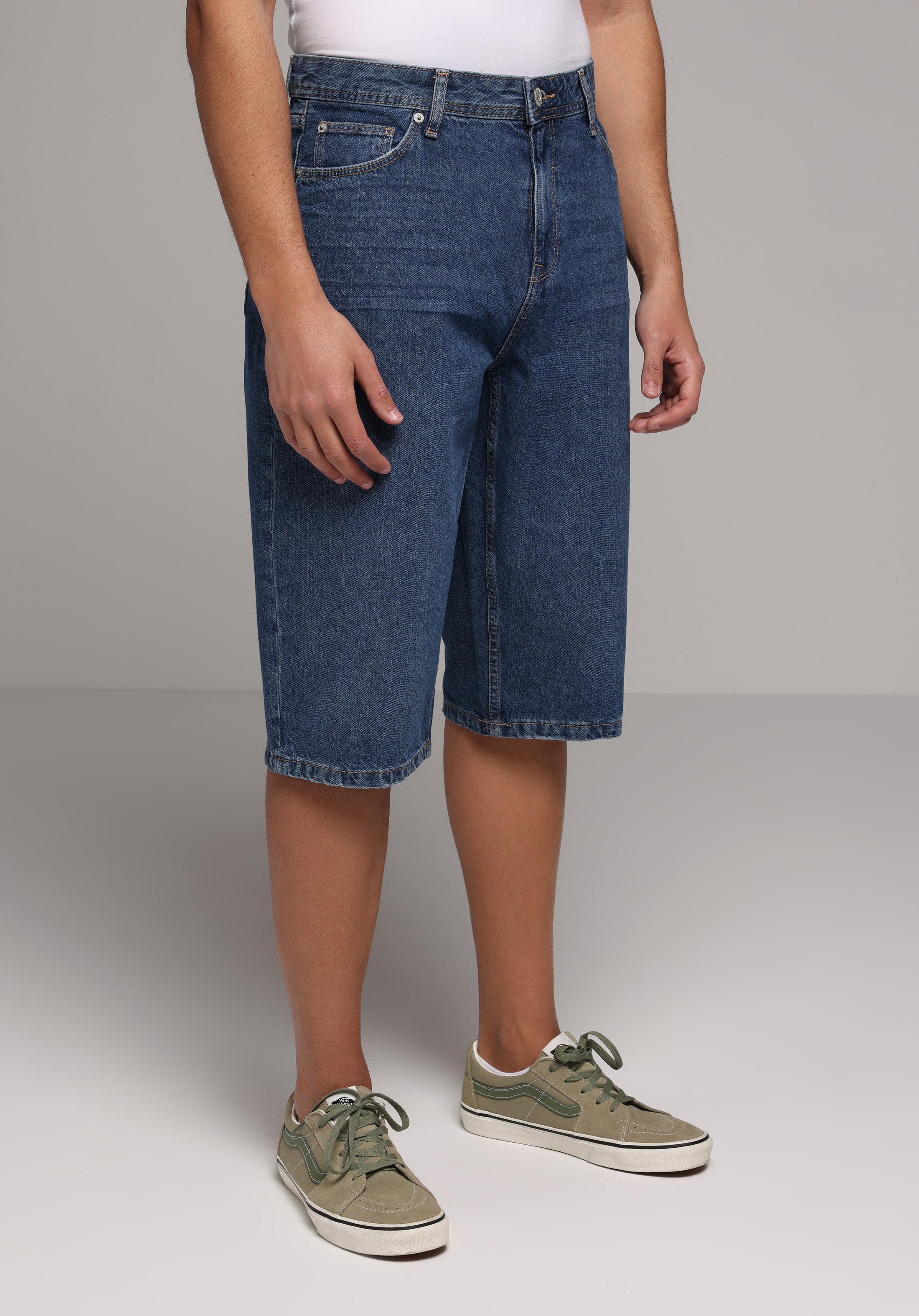 Straight Fit Orta Bel Düz Erkek Mid İndigo Denim Jean Şort