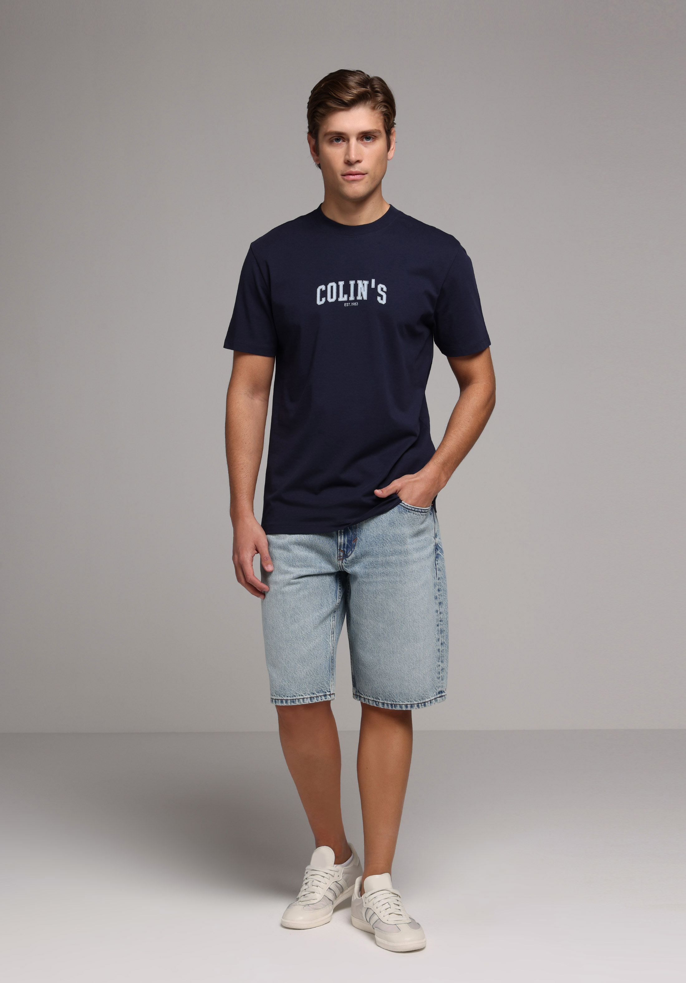 Regular Fit Yuvarlak Yaka Düz Erkek Lacivert Kısa Kol Tişört
