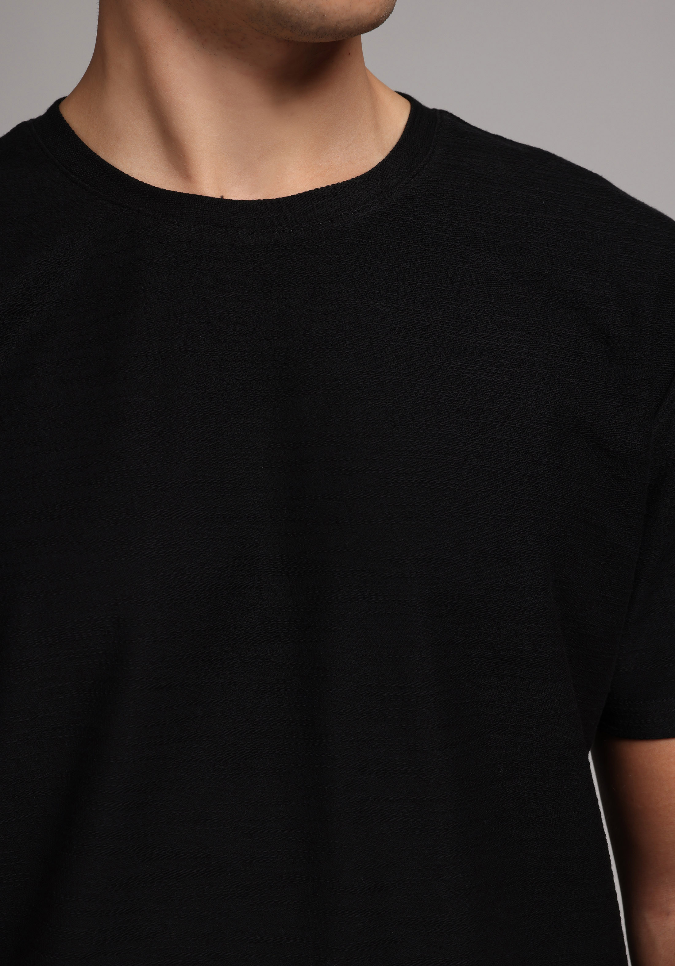 Regular Fit Yuvarlak Yaka Düz Erkek Siyah Kısa Kol Tişört