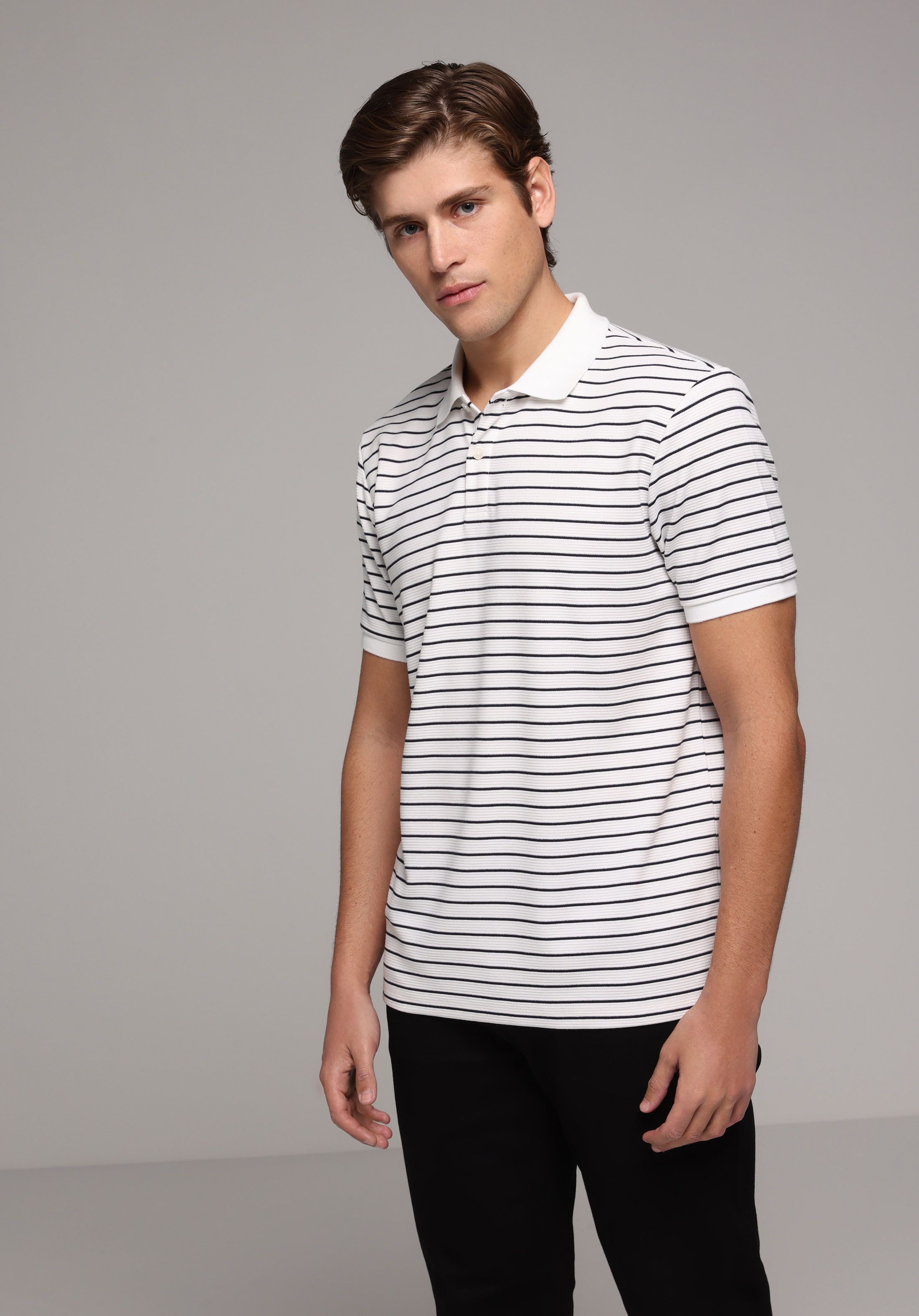 Regular Fit Polo Yaka Çizgili Erkek Beyaz Kısa Kol Tişört