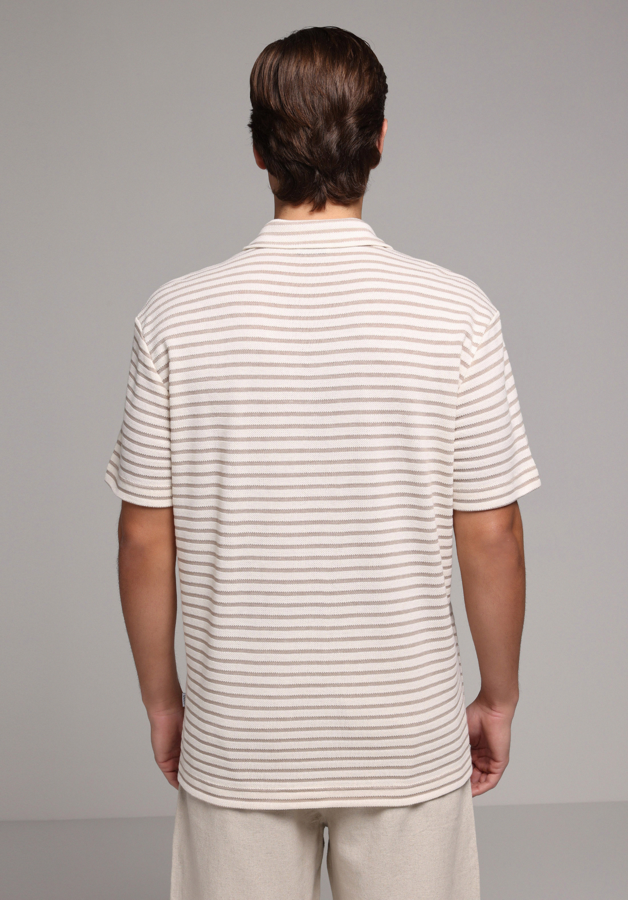 Comfort Fit Polo Yaka Çizgili Erkek Bej Kısa Kol Tişört