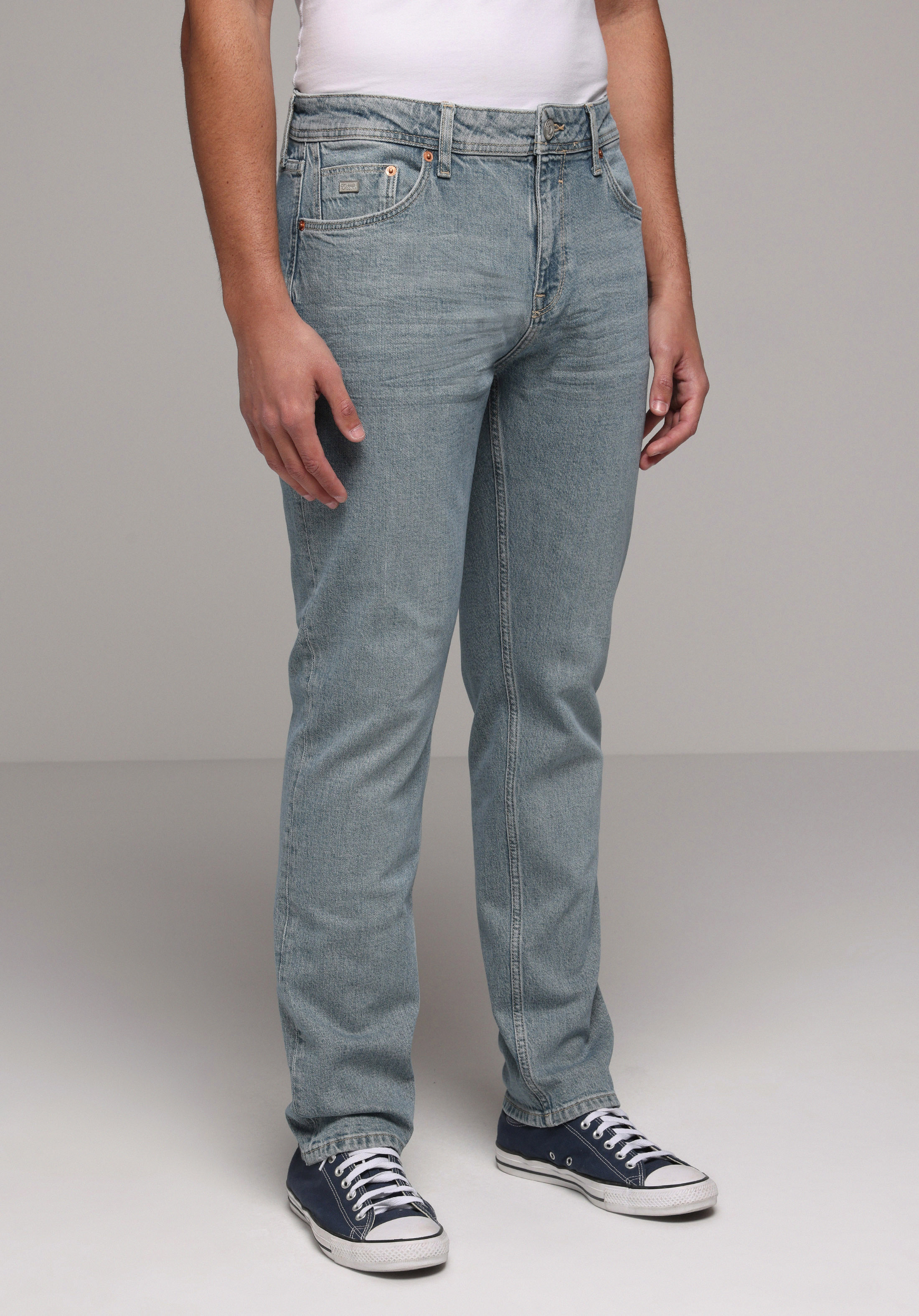 Regular Fit   Erkek Light İndigo Denim Jean Pantolon