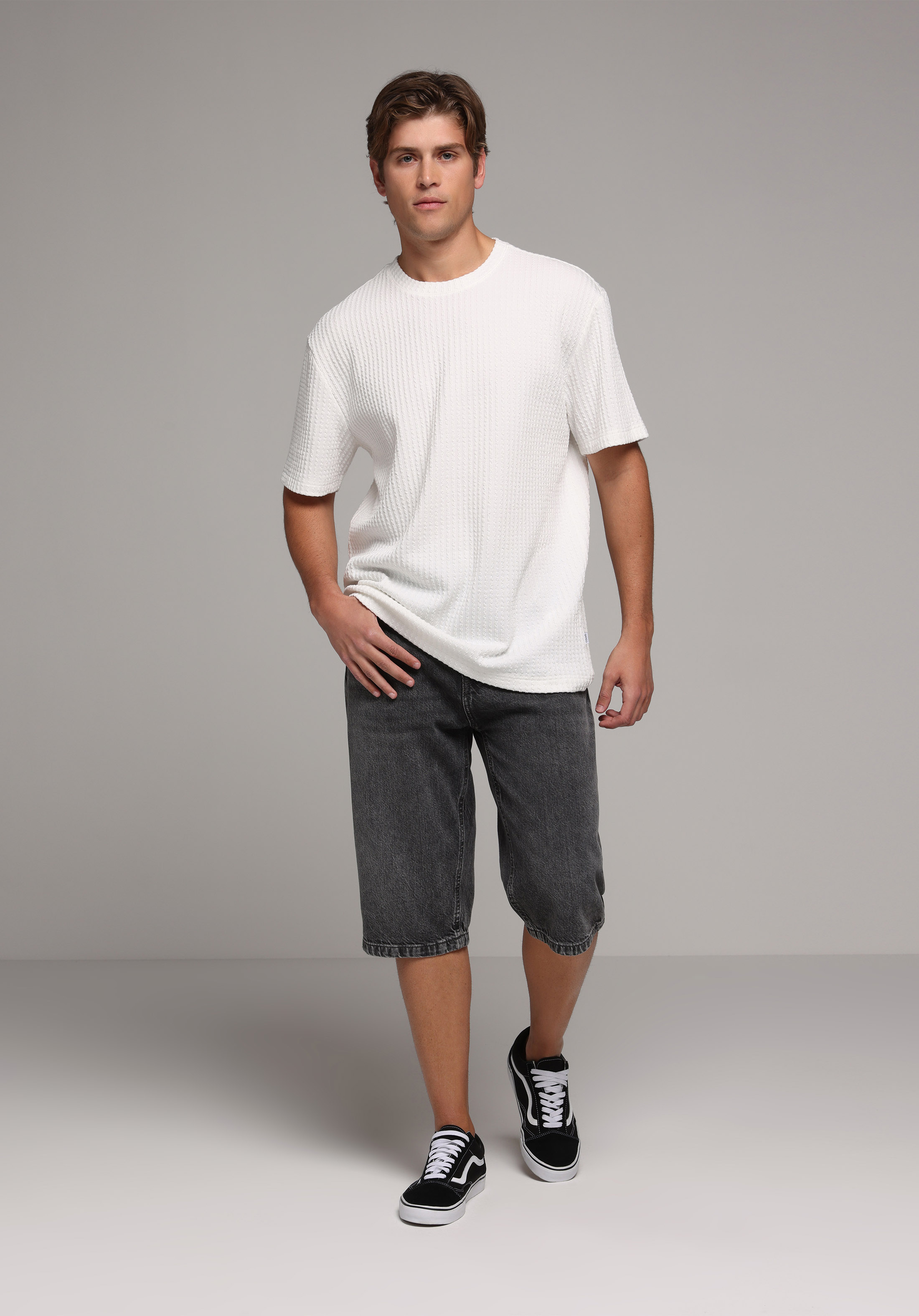 Straight Fit Orta Bel Düz Erkek Black Denim Jean Şort