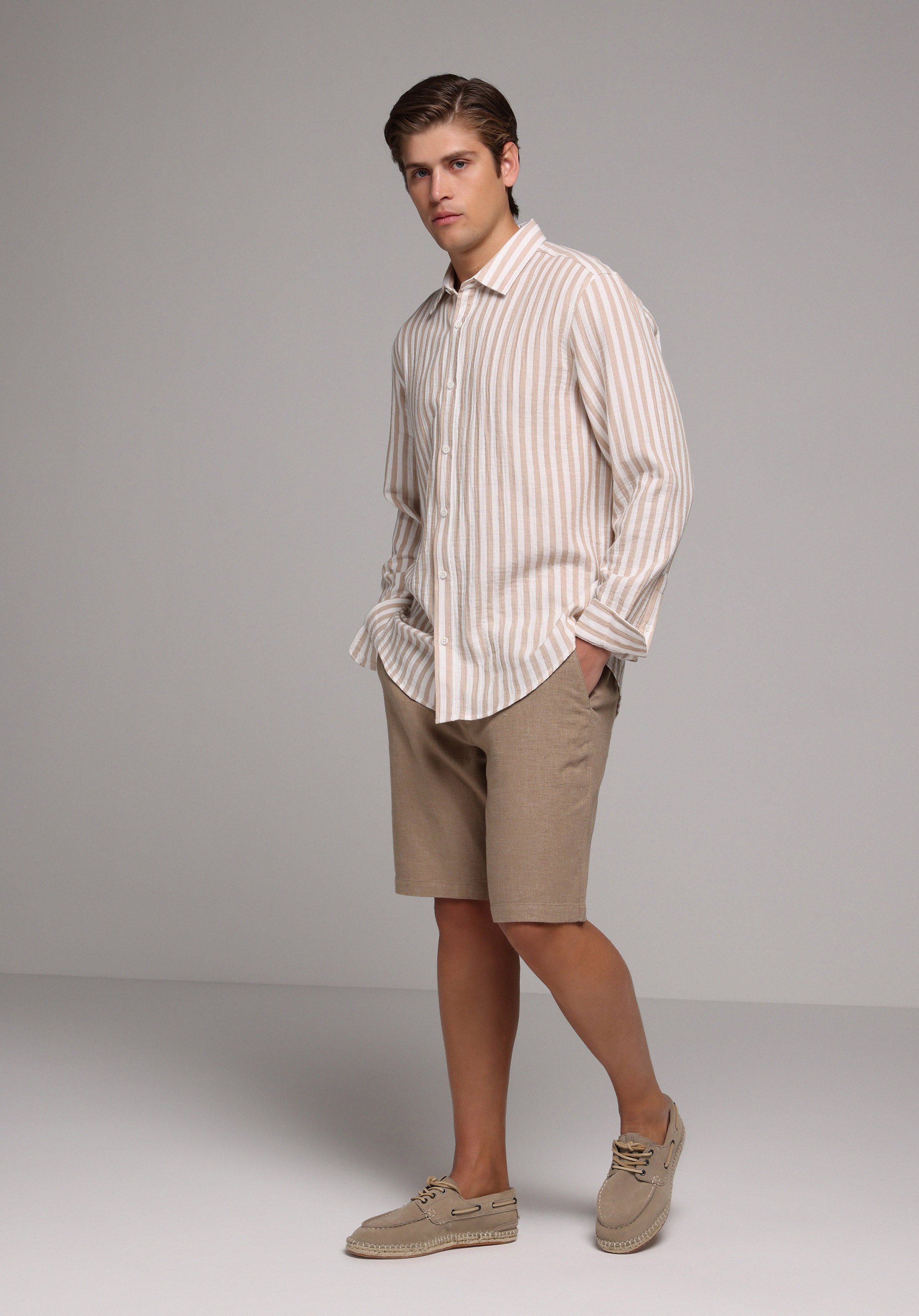 Regular Fit Orta Bel Düz Erkek Kahverengi Şort