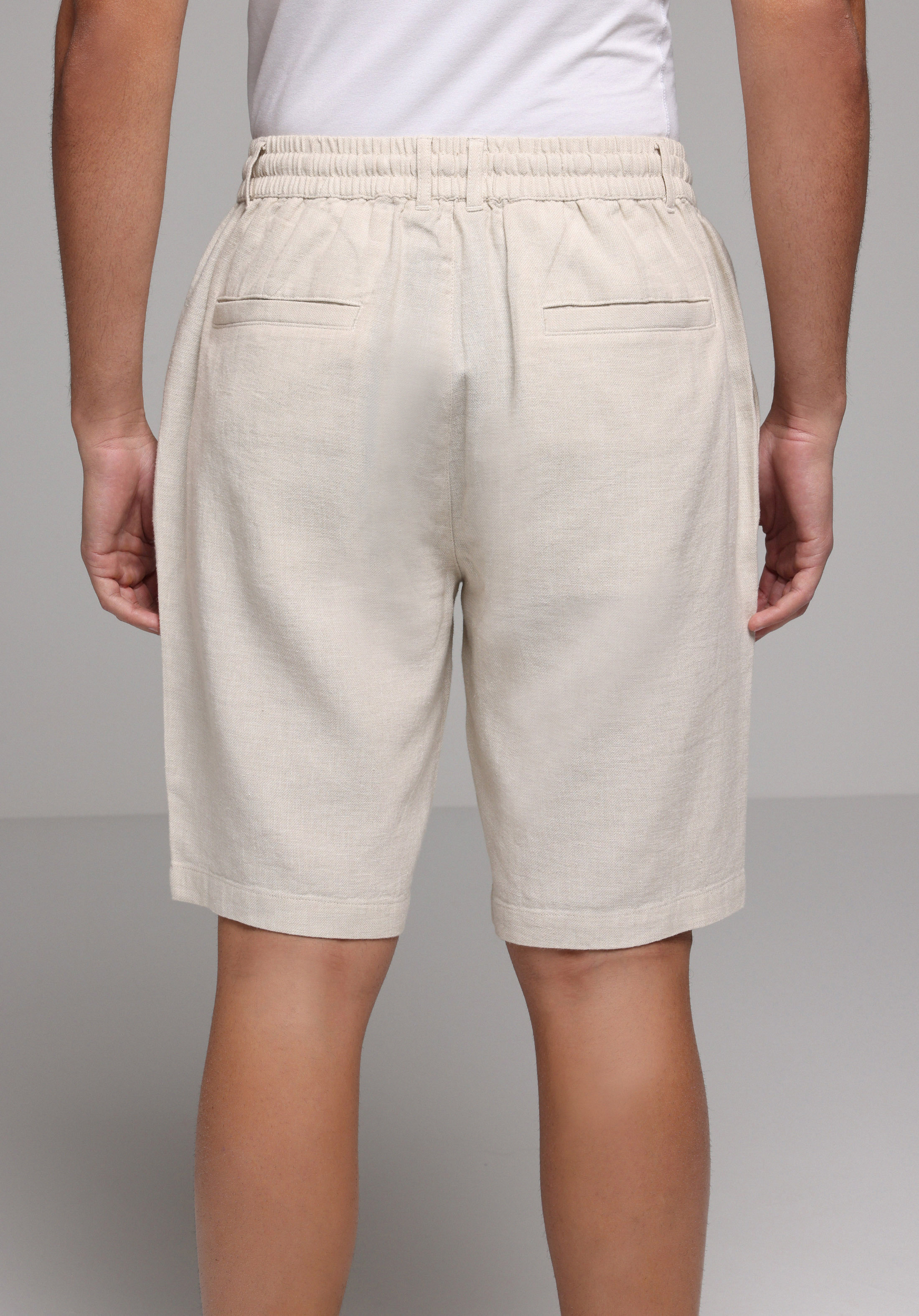 Regular Fit Orta Bel Düz Erkek Bej Şort