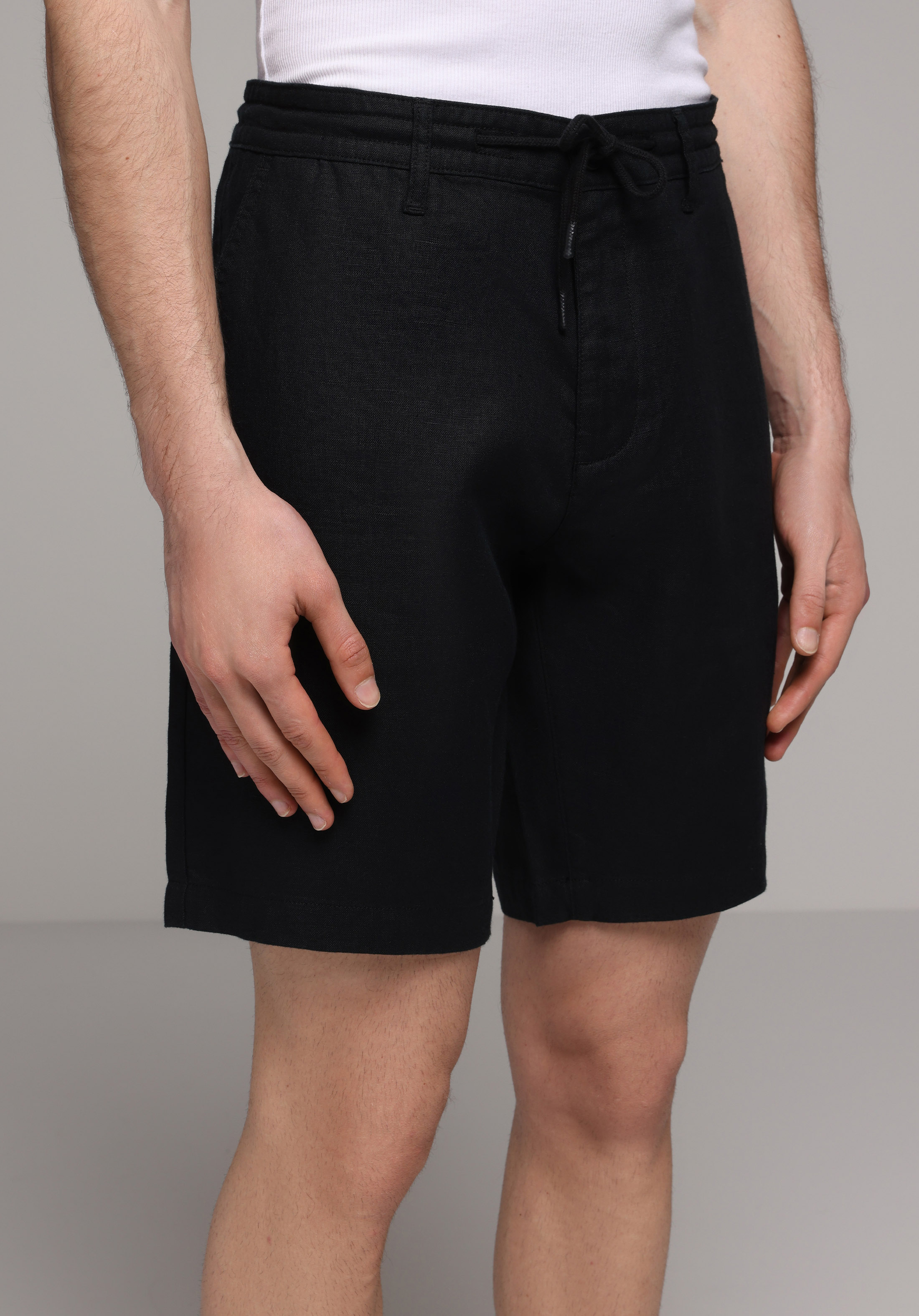 Regular Fit Orta Bel Düz Erkek Siyah Şort