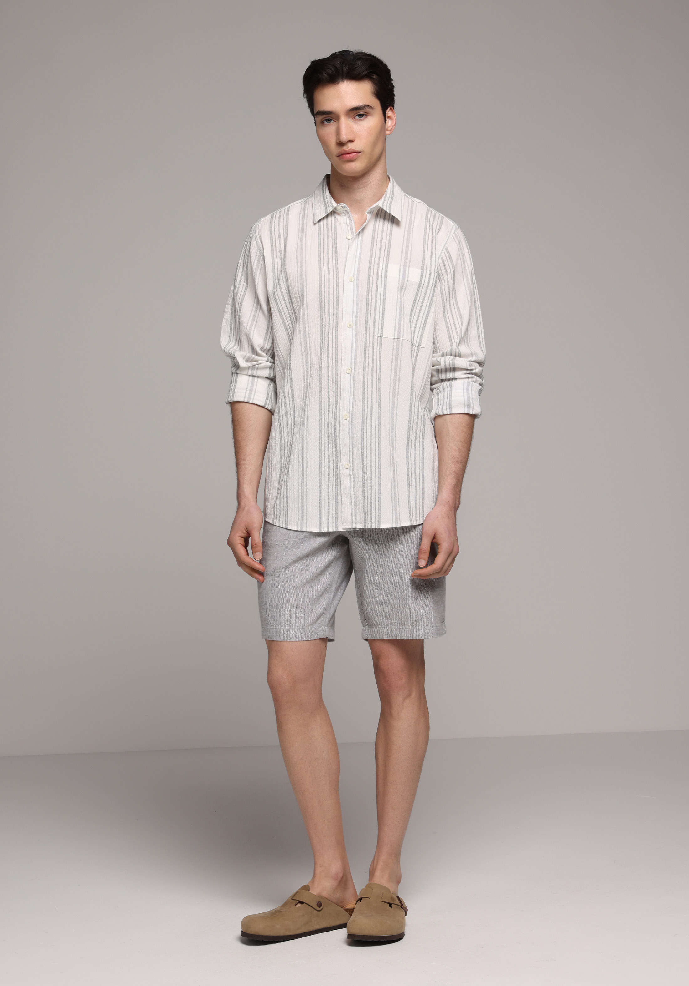 Regular Fit Orta Bel Düz Erkek Gri Şort