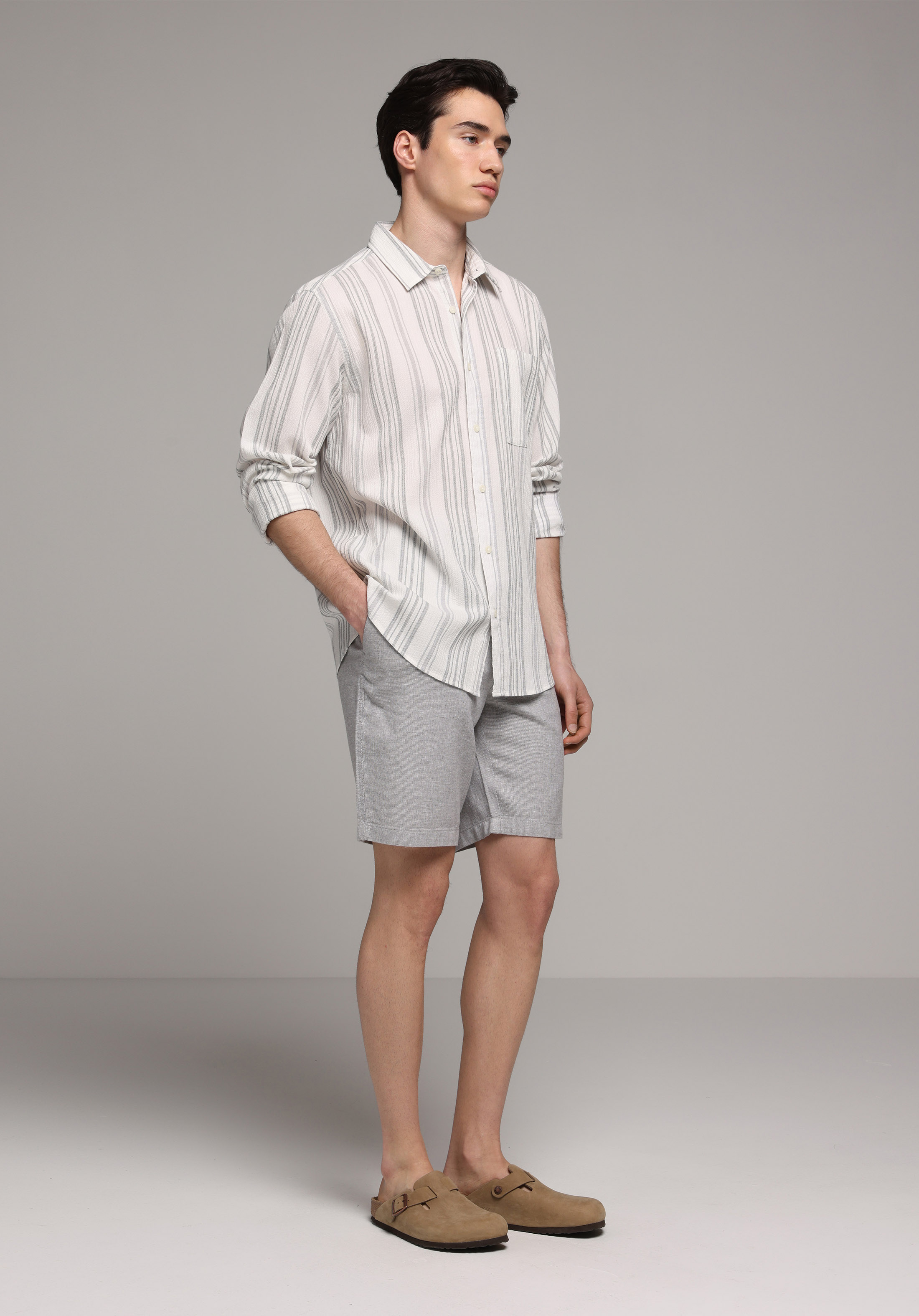 Regular Fit Orta Bel Düz Erkek Gri Şort