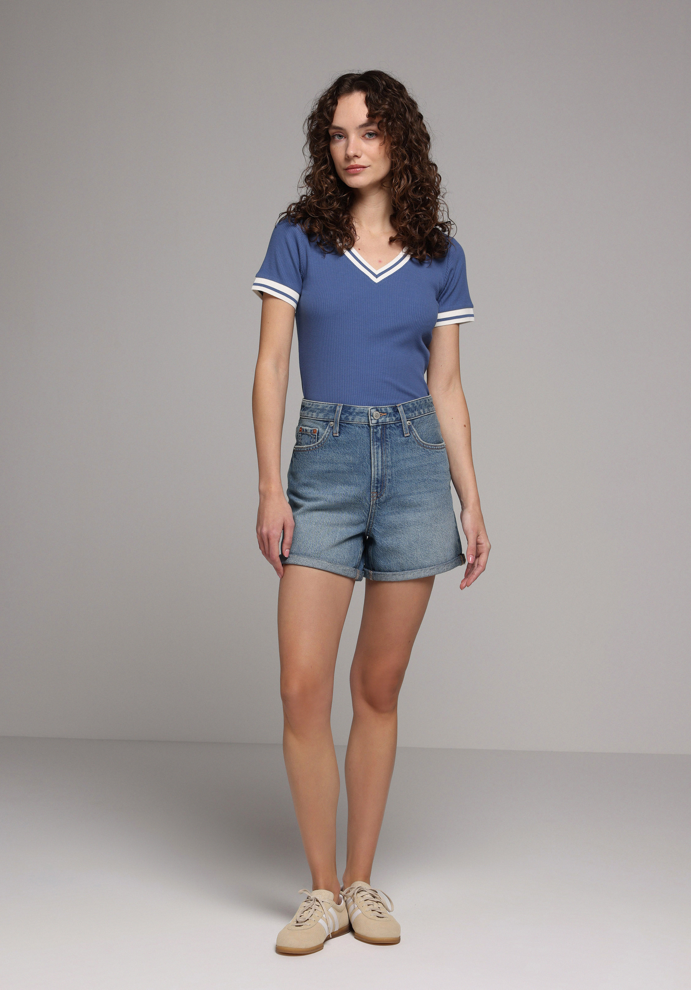 Slim Fit V Yaka Düz Kadın Mavi Kısa Kol Tişört