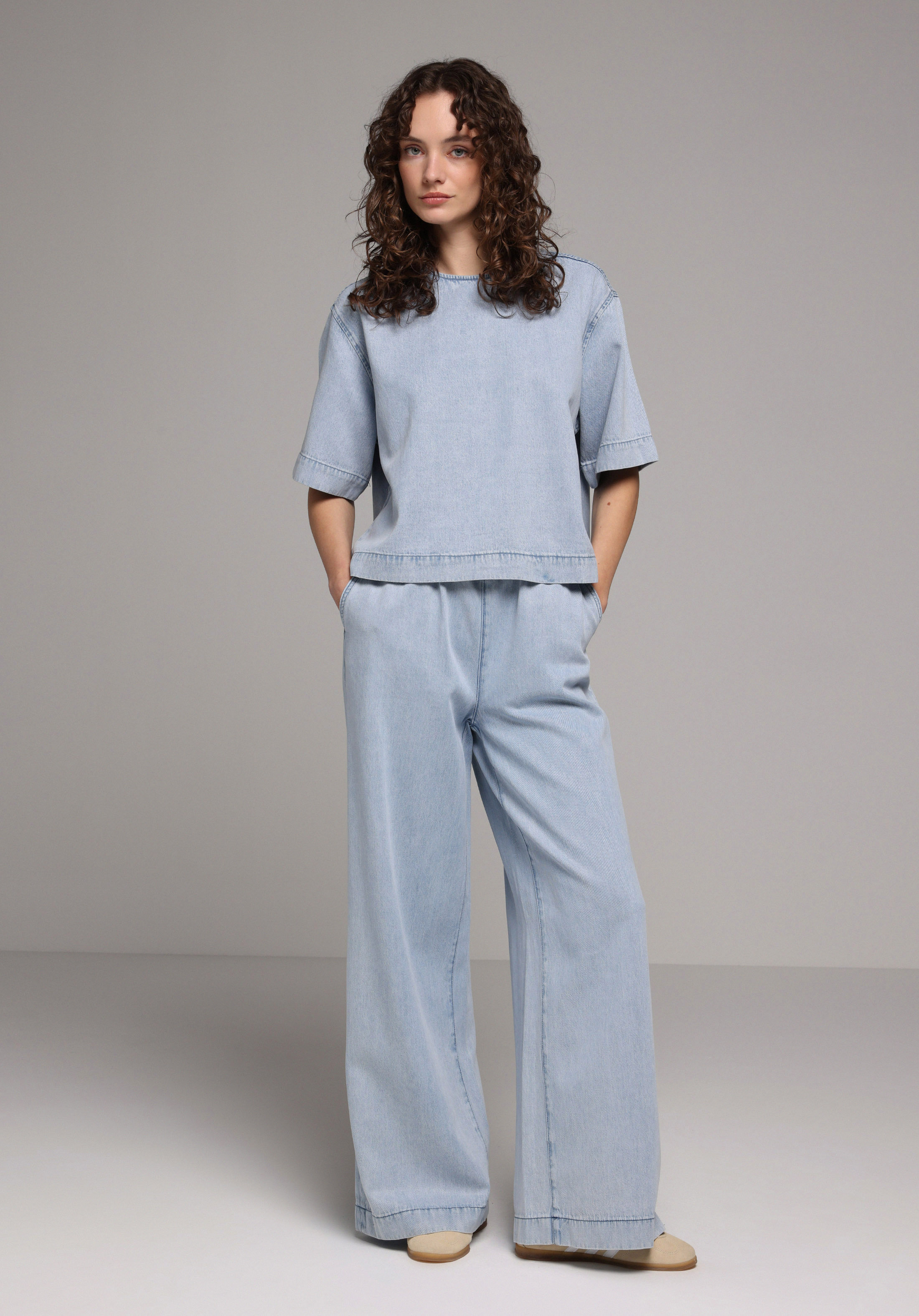 Oversize Fit   Kadın Light İndigo Denim  Gömlek