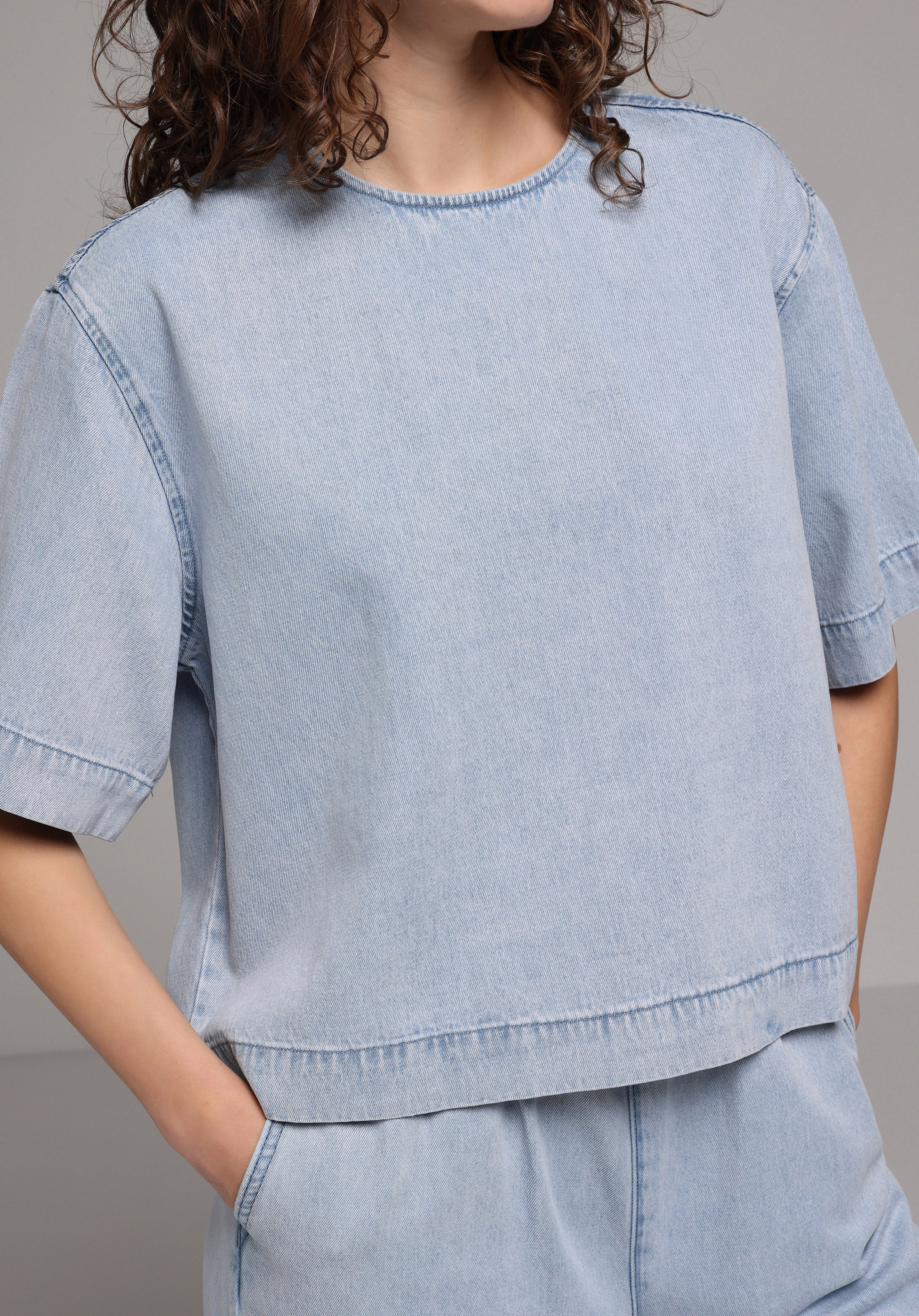 Oversize Fit   Kadın Light İndigo Denim  Gömlek