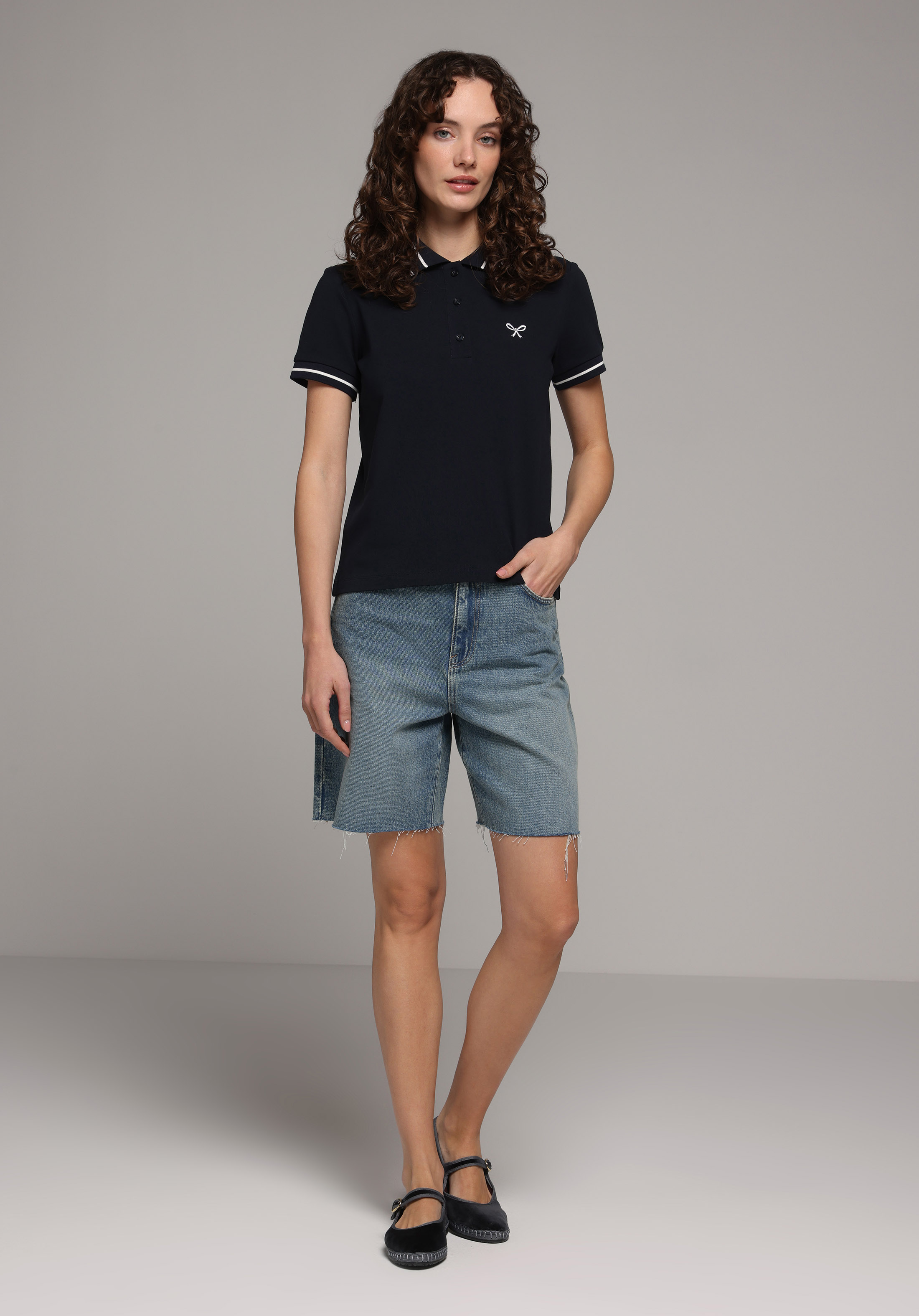 Regular Fit Polo Yaka Nakışlı Kadın Lacivert Kısa Kol Tişört