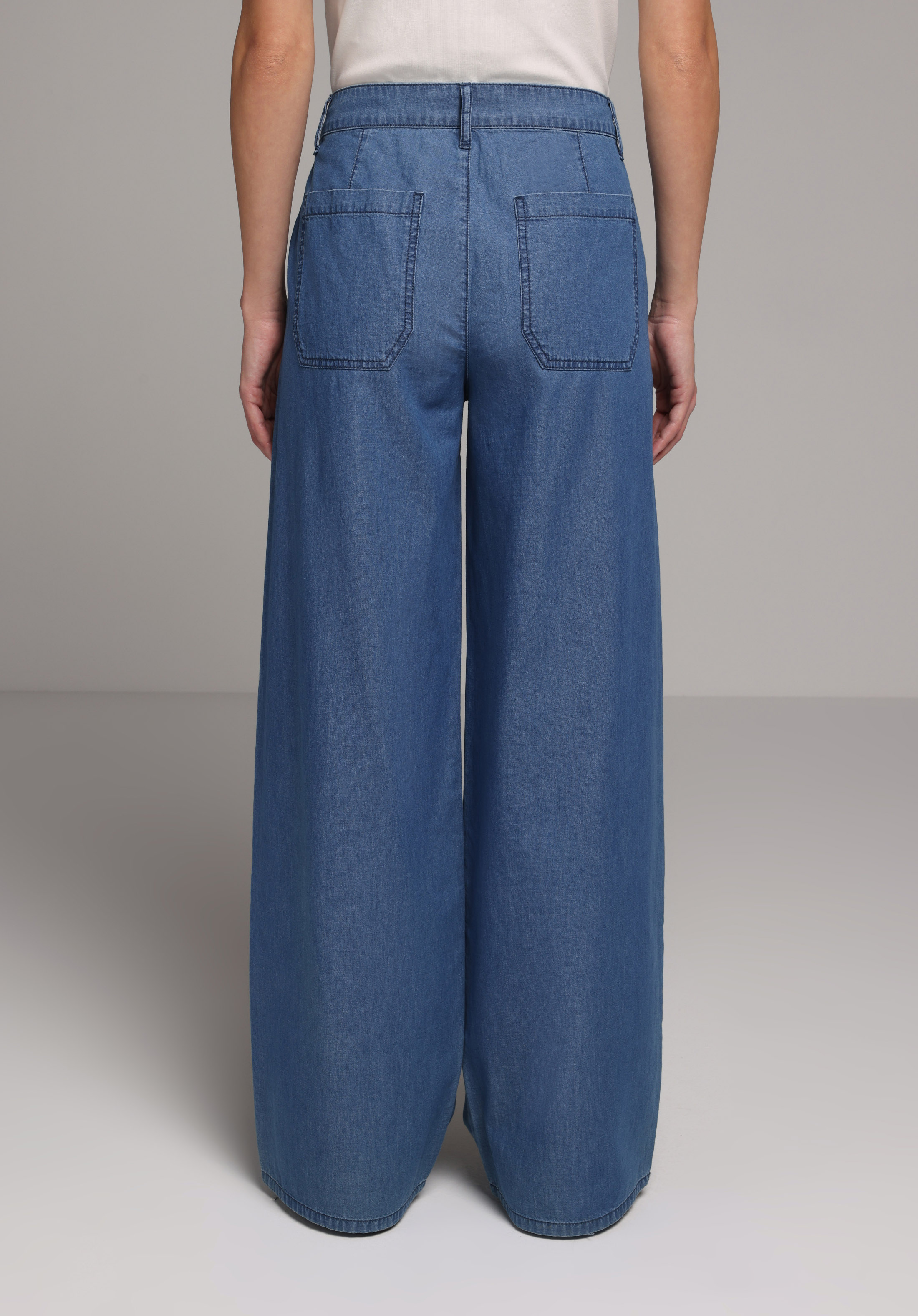 Loose Fit   Kadın Mid İndigo Denim Jean Pantolon