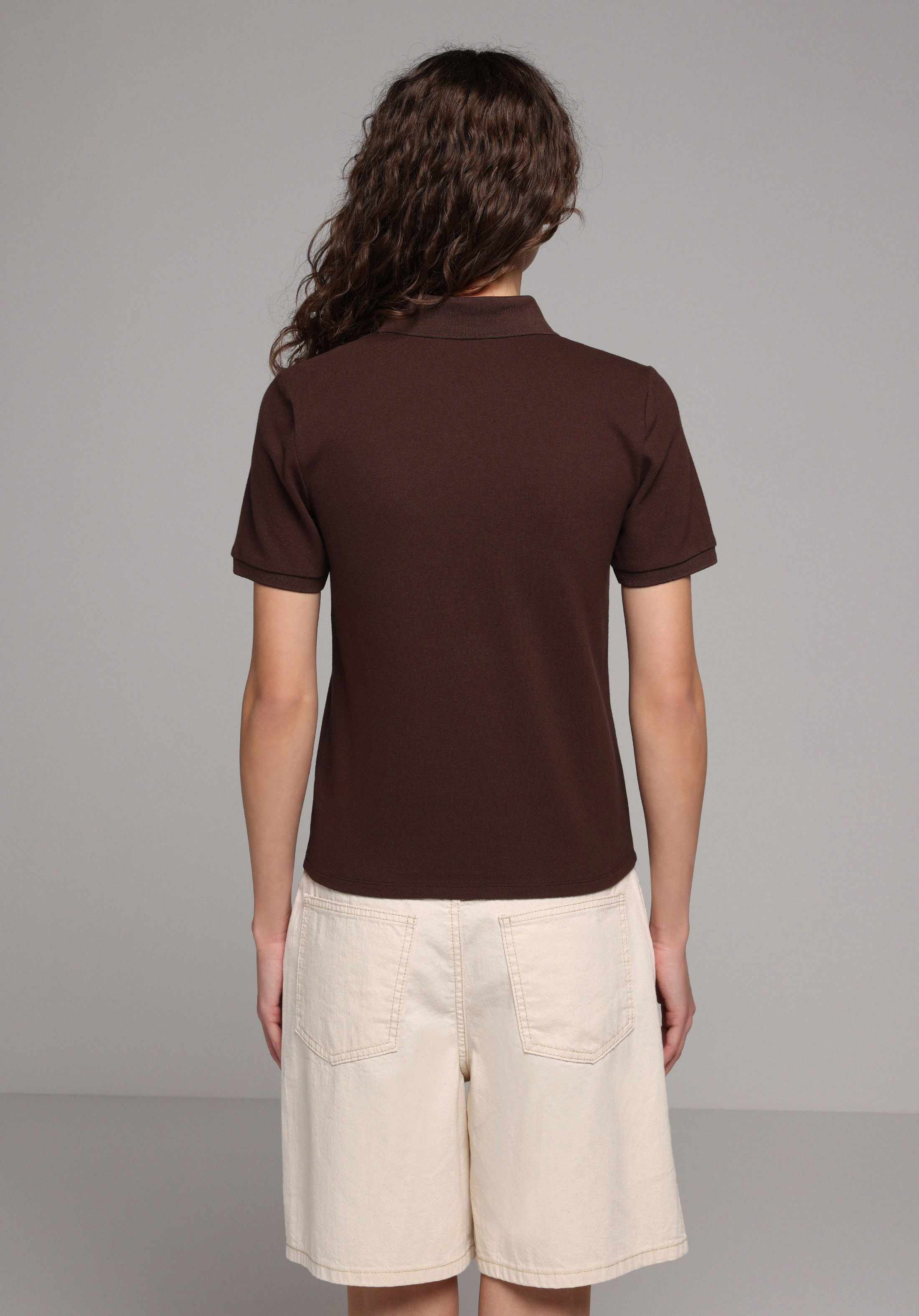 Slim Fit Polo Yaka Düz Kadın Kahverengi Kısa Kol Tişört