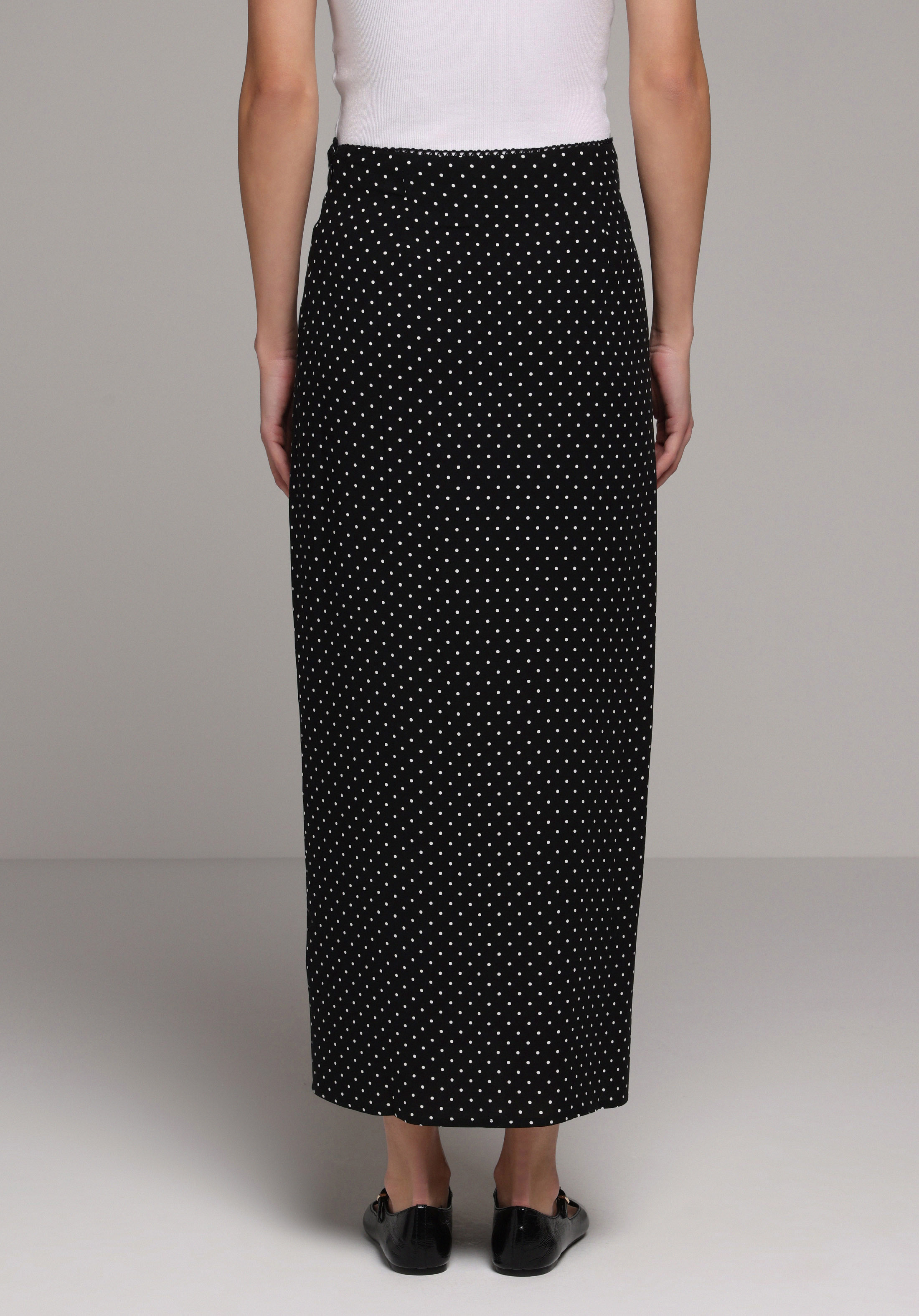 Maxi Length Puantiyeli Fermuarlı Kadın Siyah Etek