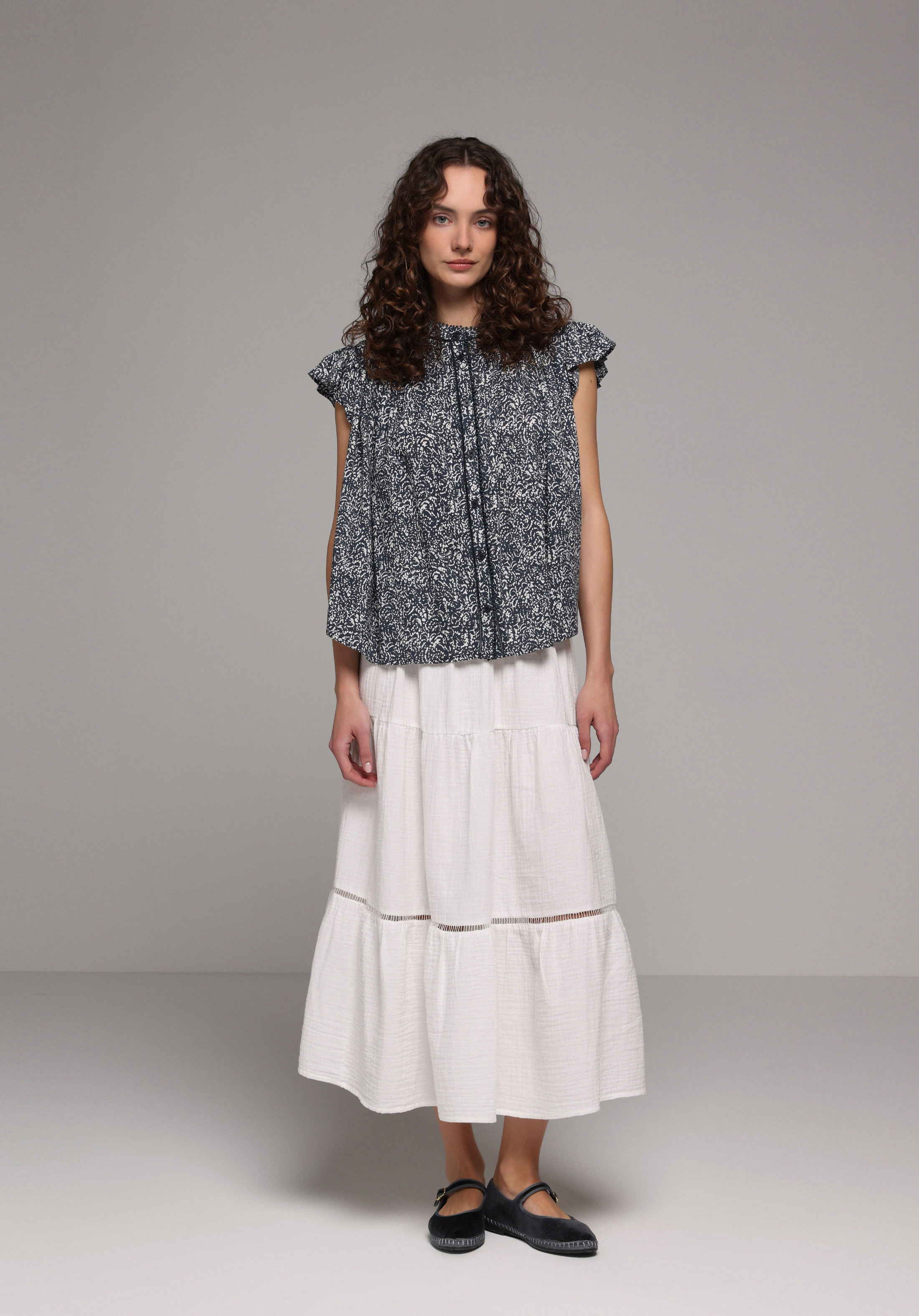 Fashion Fit Yuvarlak Yaka Metraj Baskılı Kadın Lacivert Kısa Kol Gömlek
