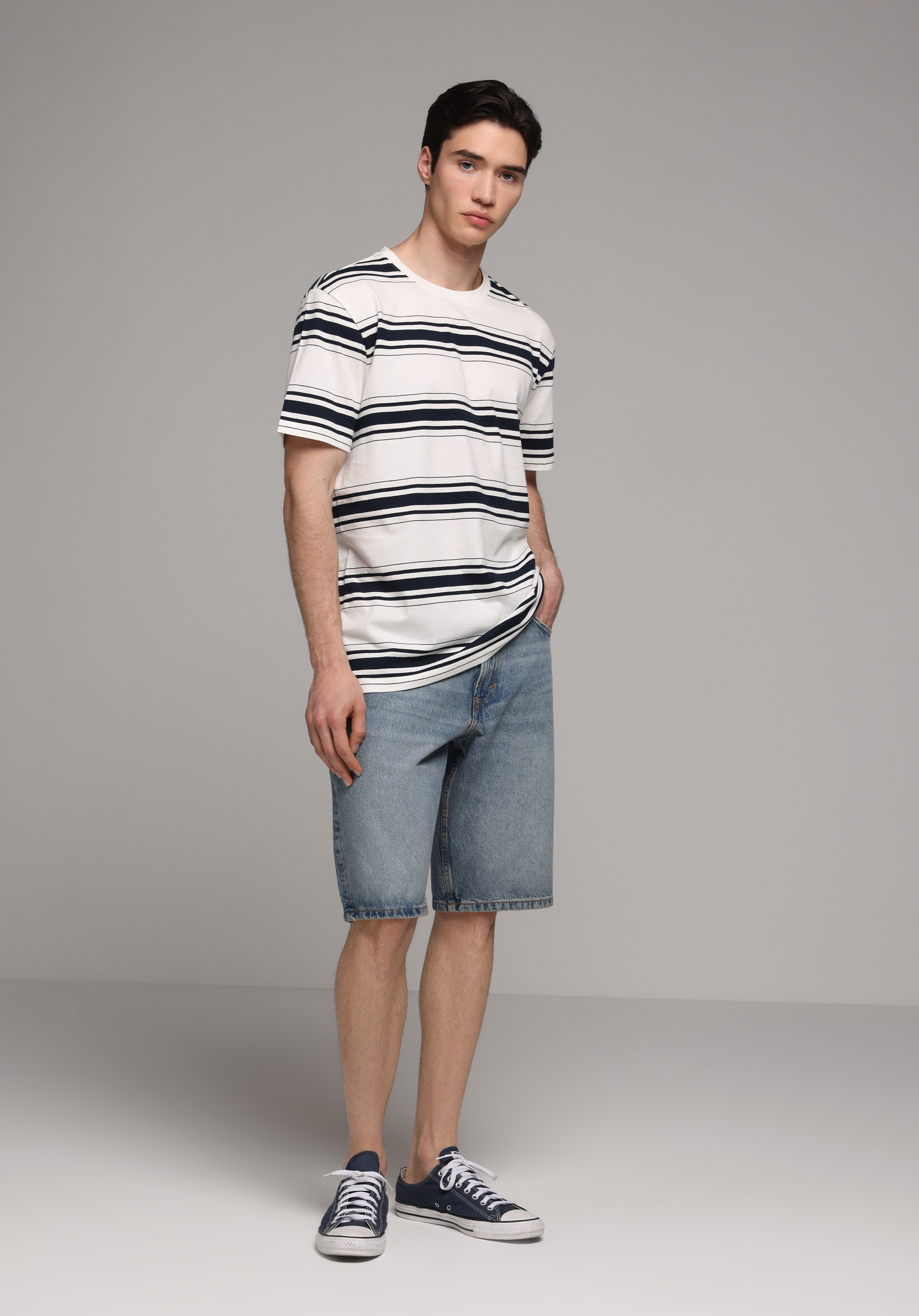 Loose Straight Fit Orta Bel Düz Erkek Mid İndigo Denim Jean Şort