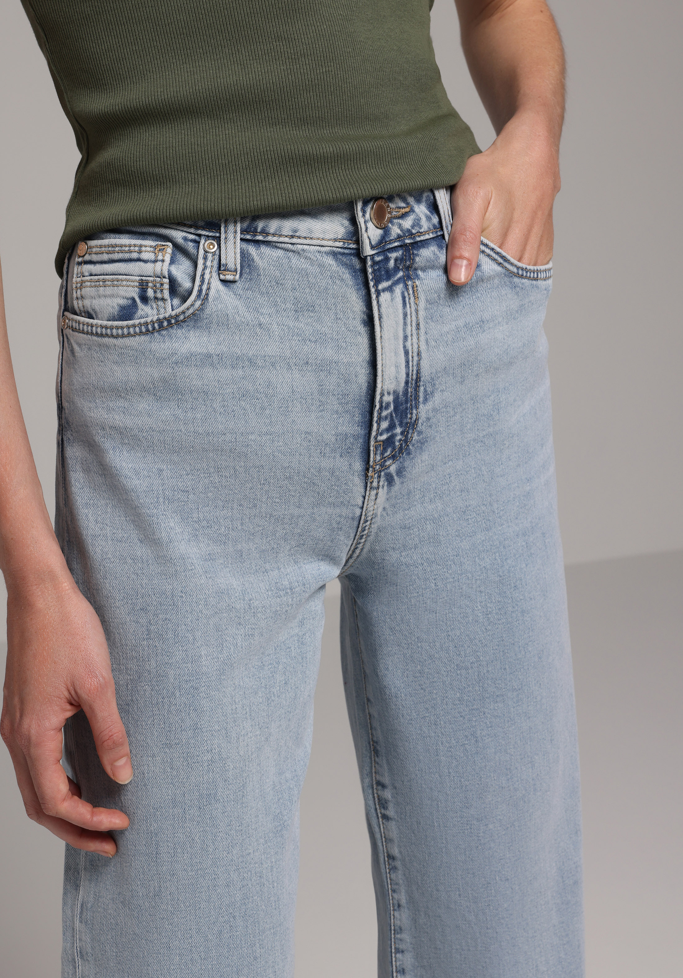 Regular Fit Yüksel Bel Geniş Paça Kadın Denim Jean Pantolon
