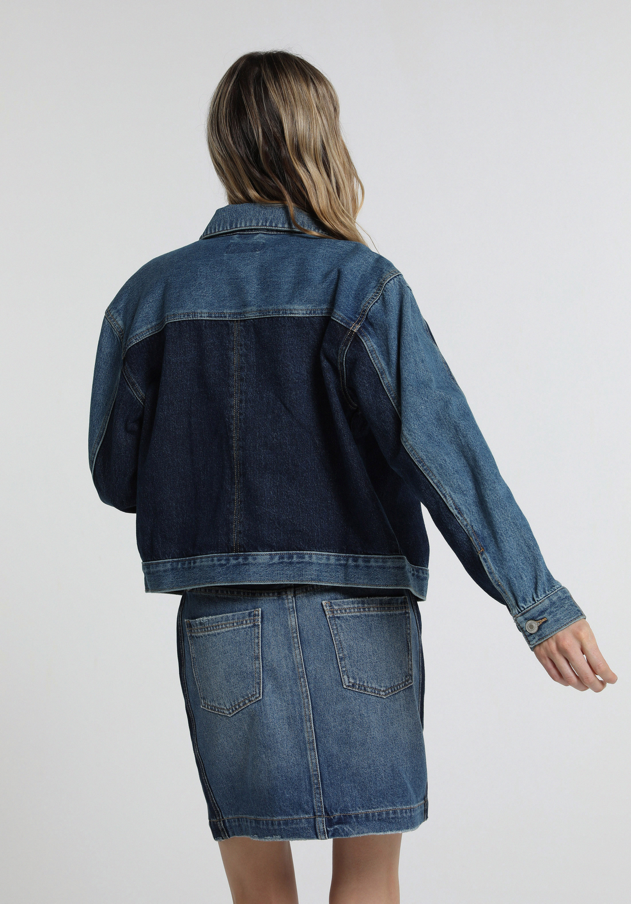 Oversize Fit Düğmeli Astarsız  Kadın Dark İndigo Denim Ceket