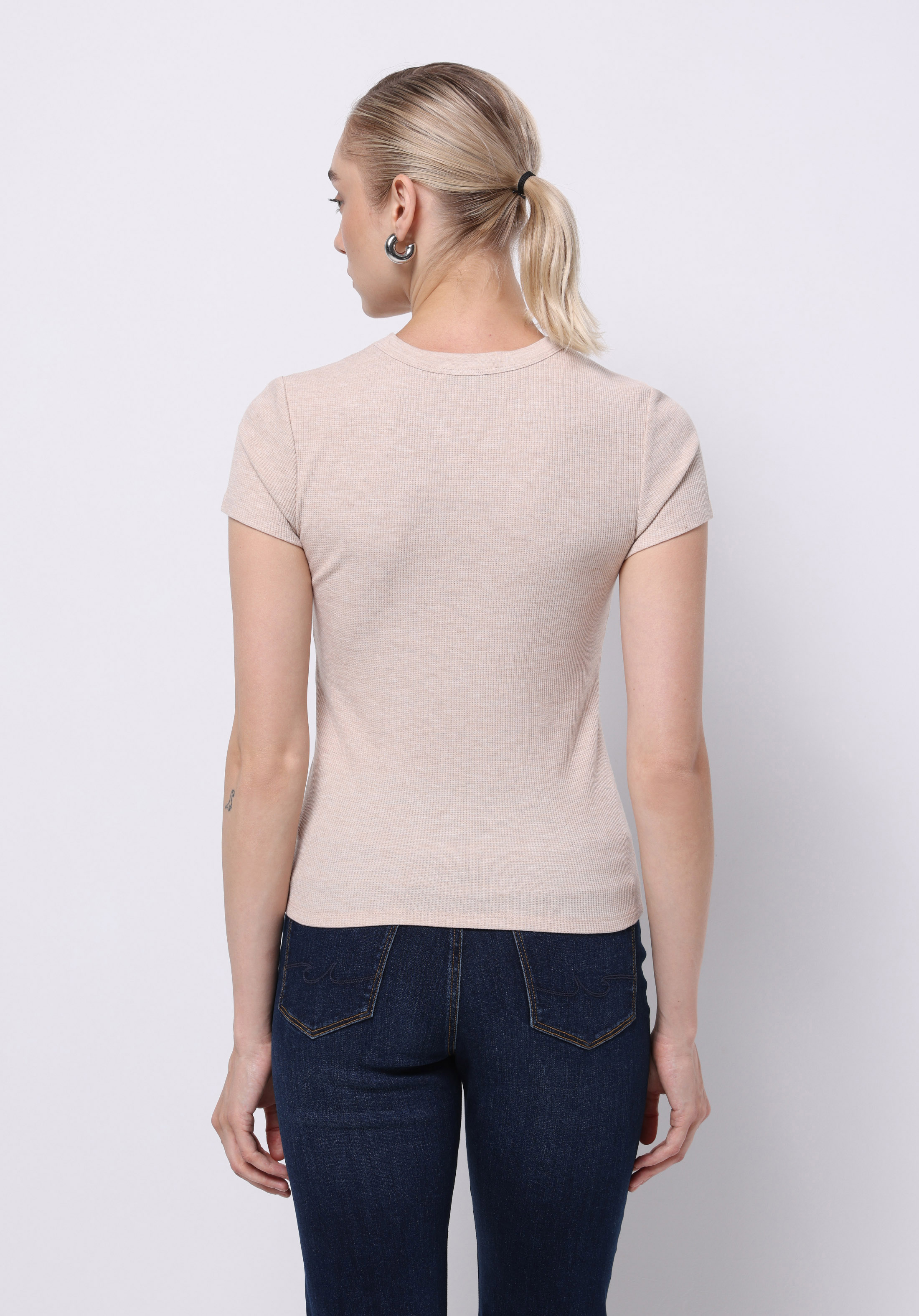 Slim Fit Yuvarlak Yaka Düz Kadın Bej Kısa Kol Tişört