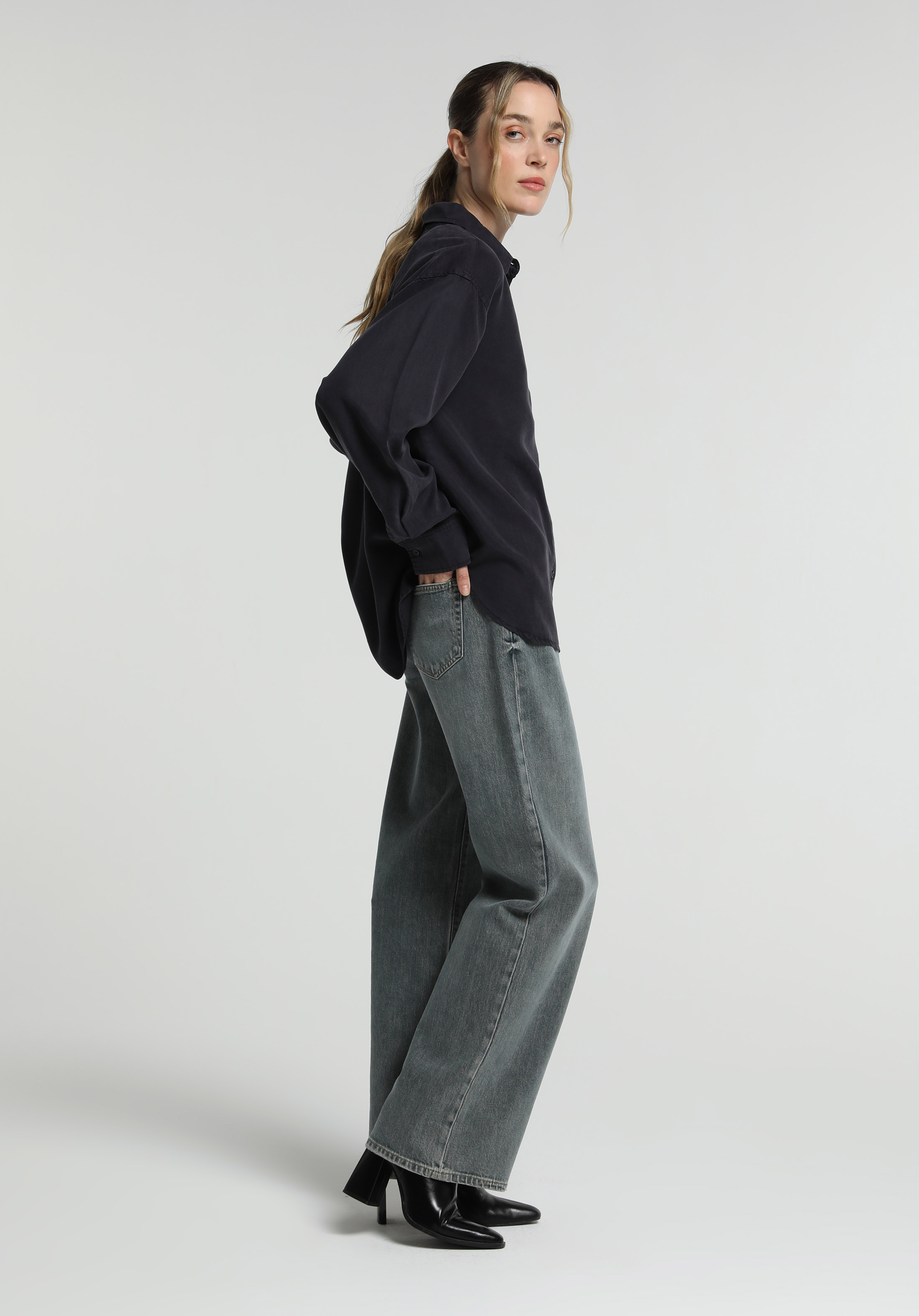 Boyfriend Fit Shirt Neck Düz Kadın Lacivert Uzun Kol Gömlek