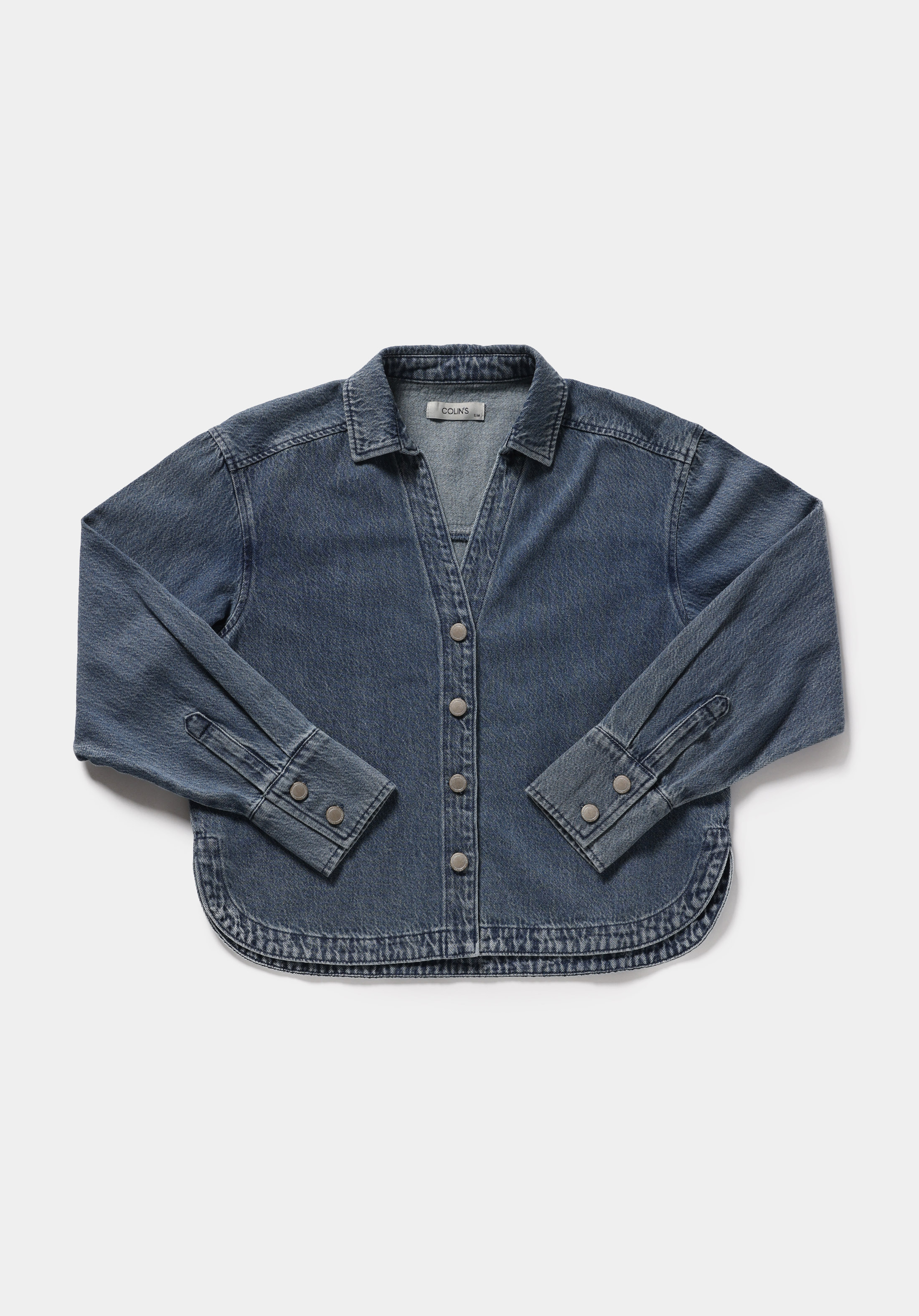 Oversize Fit Klasik Yaka Düz Kadın Light İndigo Denim Uzun Kol Gömlek