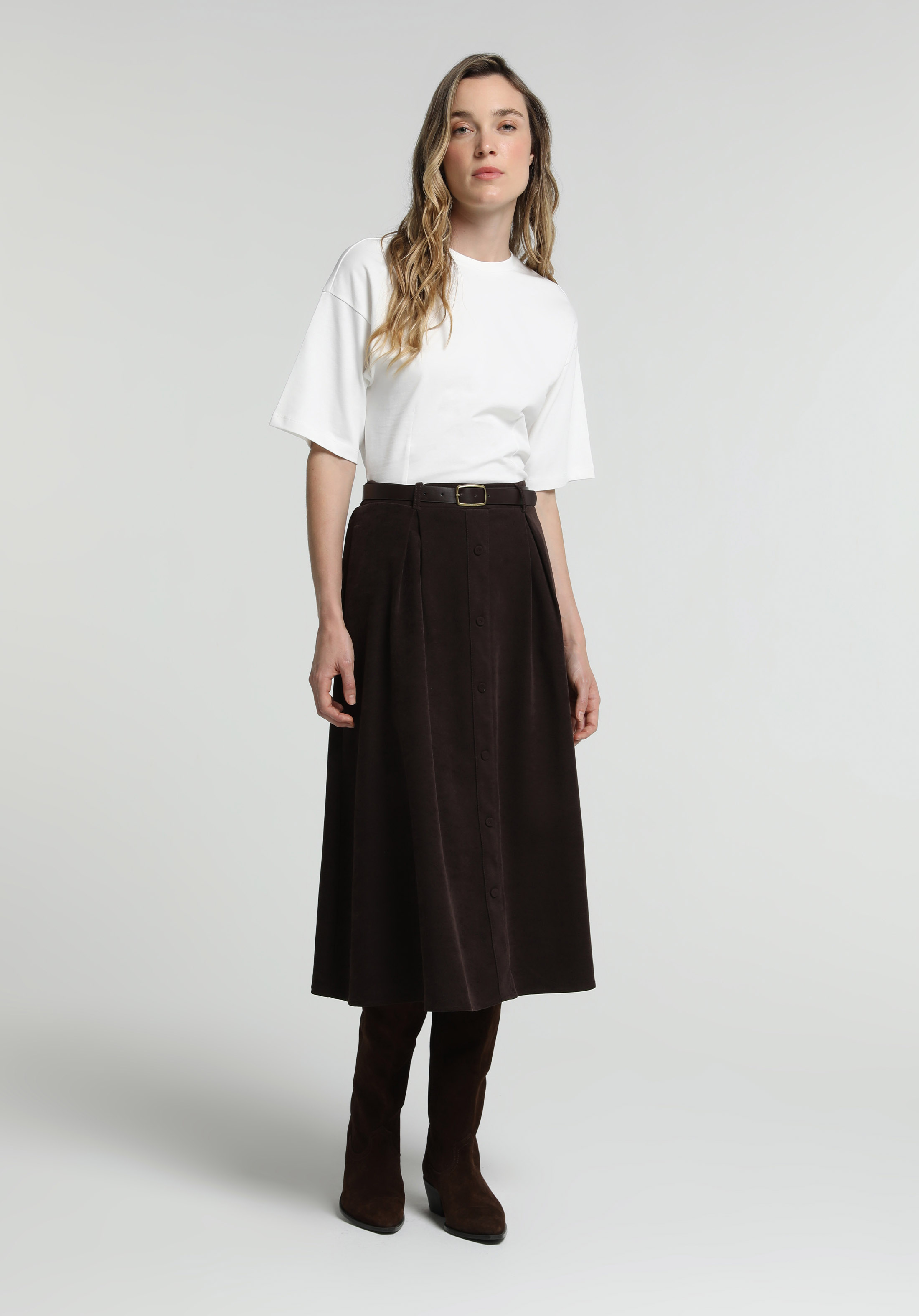 Slim Fit Yuvarlak Yaka Düz Kadın Beyaz Kısa Kol Tişört