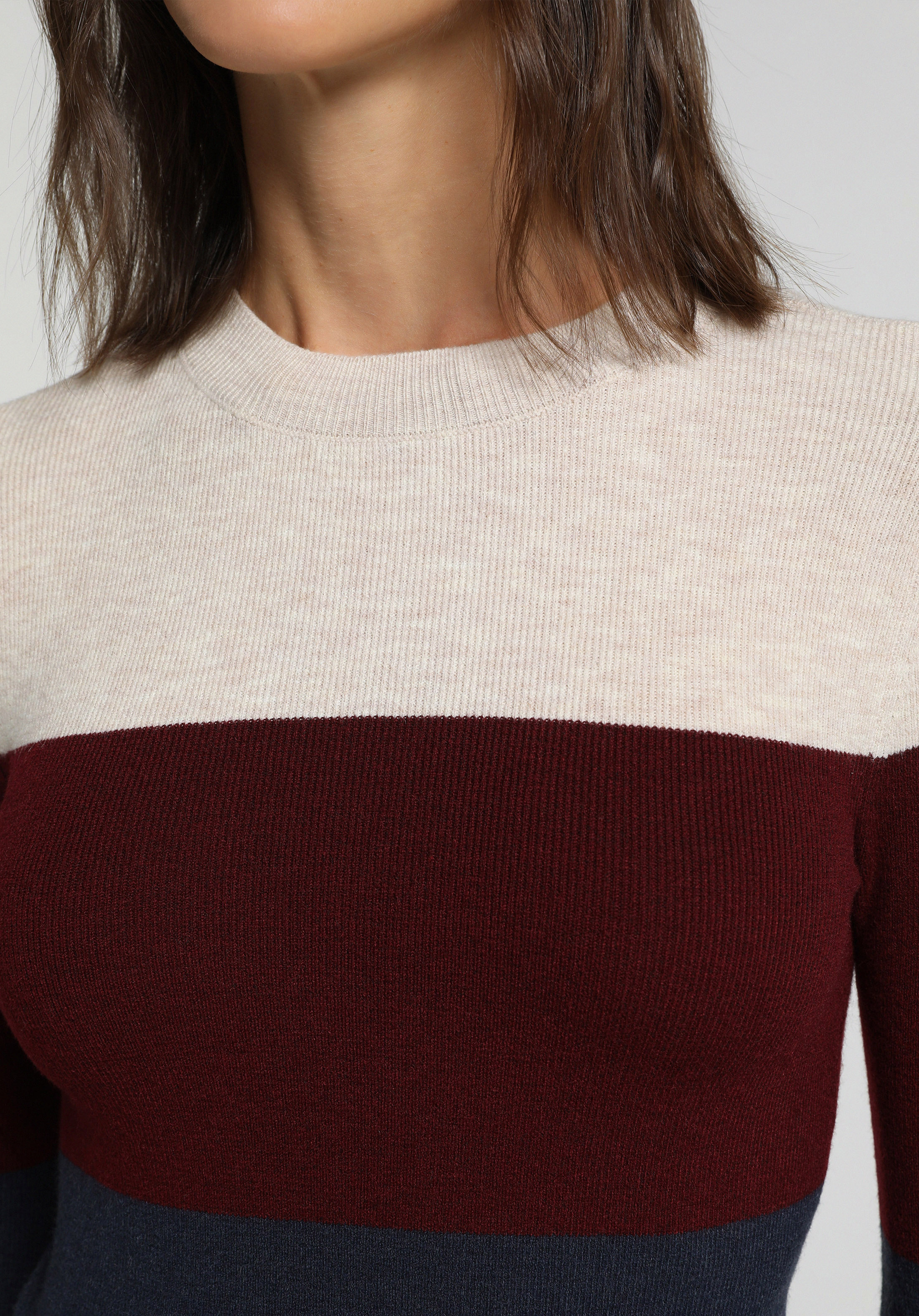 Slim Fit Yuvarlak Yaka Çizgili Kadın Çok Renkli Kazak