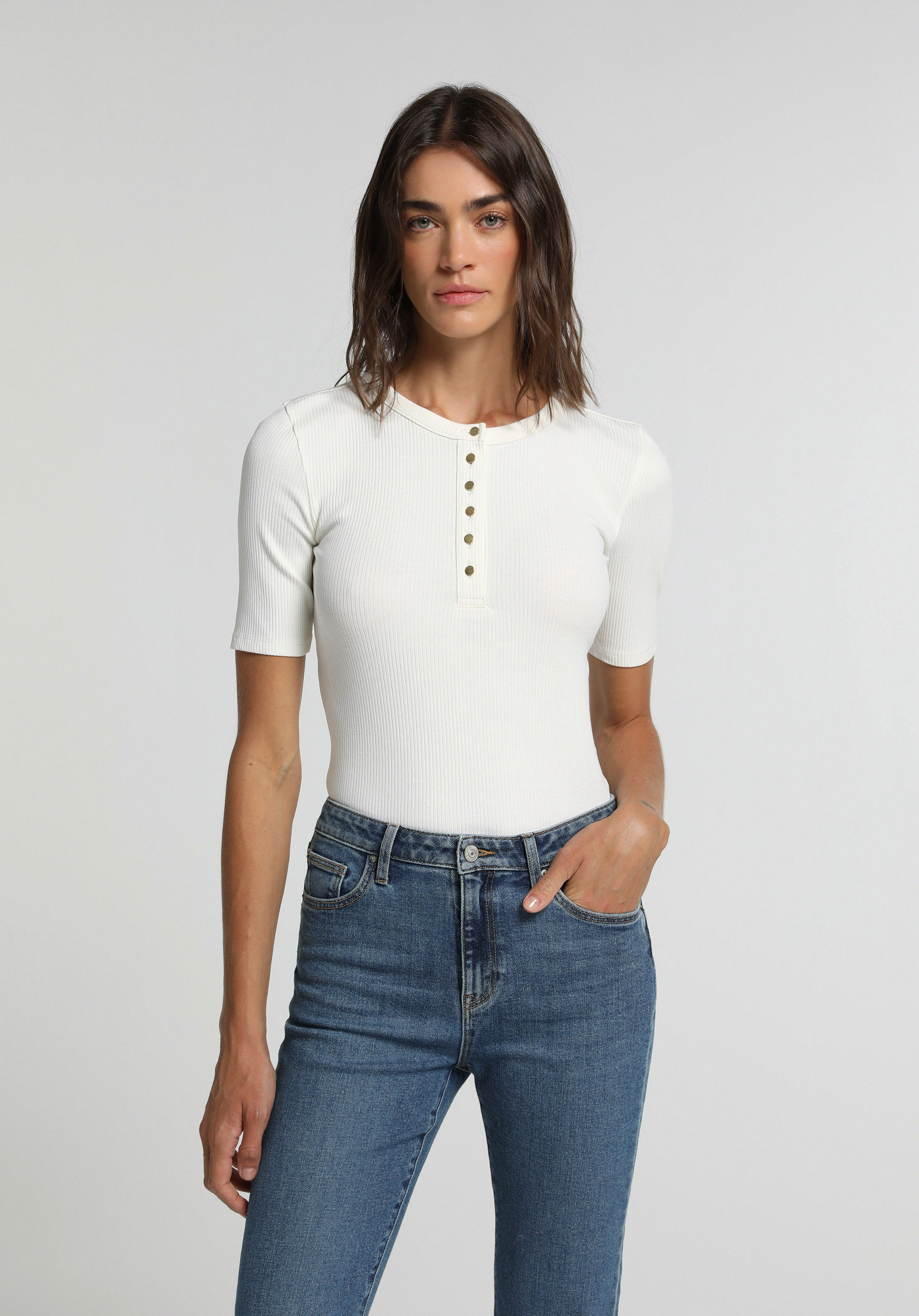 Slim Fit   Kadın Beyaz  Tişört