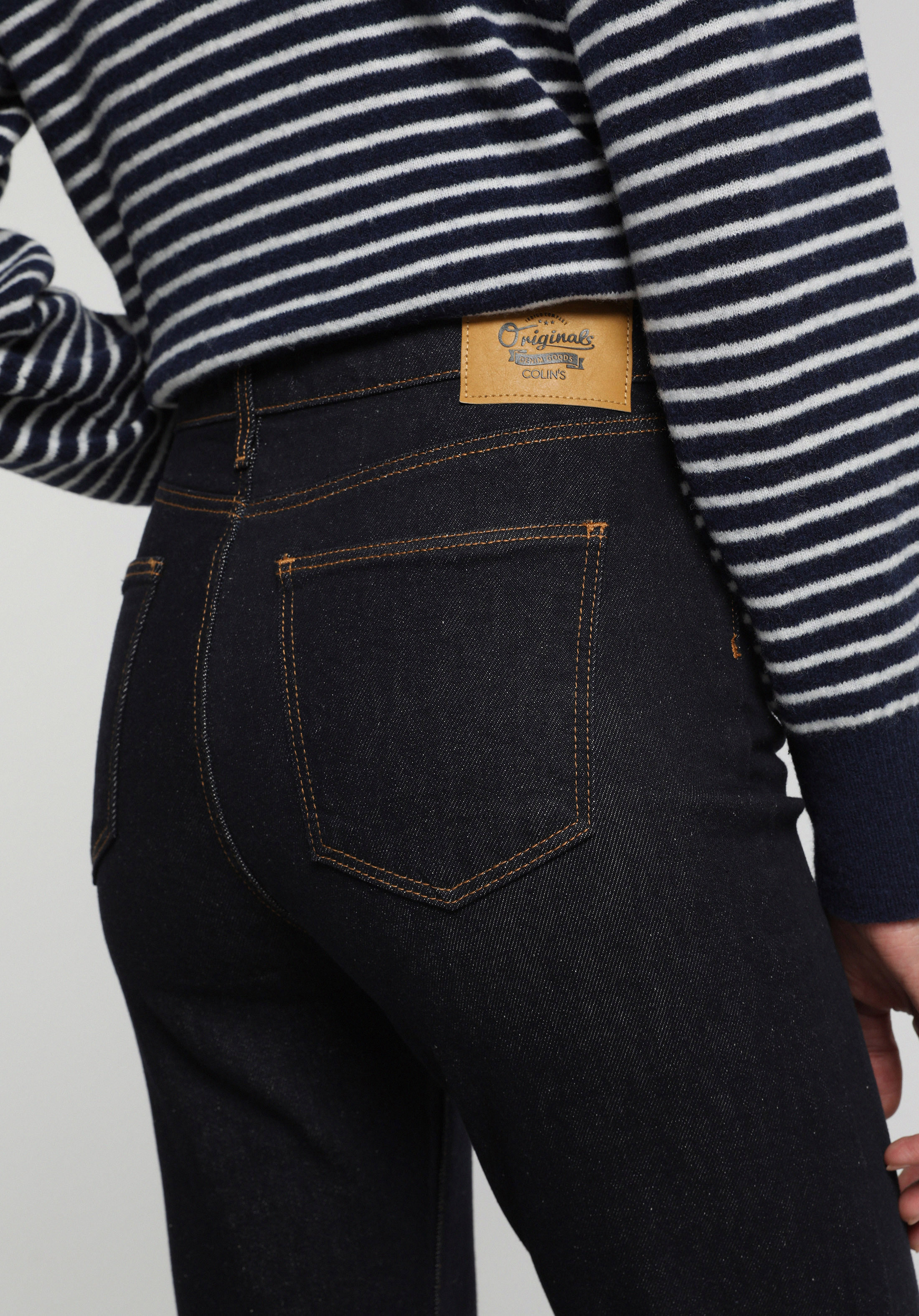 Flare Fit Orta Bel Ispanyol Paça Kadın Dark İndigo Denim Jean Pantolon
