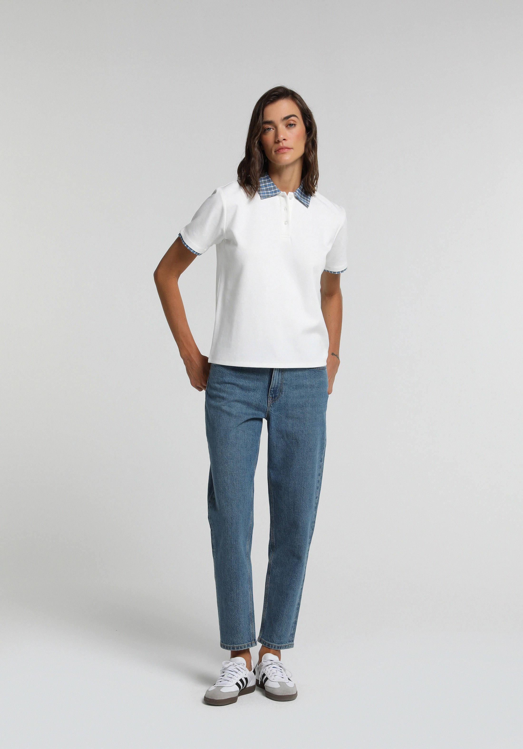 Regular Fit Shirt Neck Düz Kadın Beyaz Kısa Kol Tişört