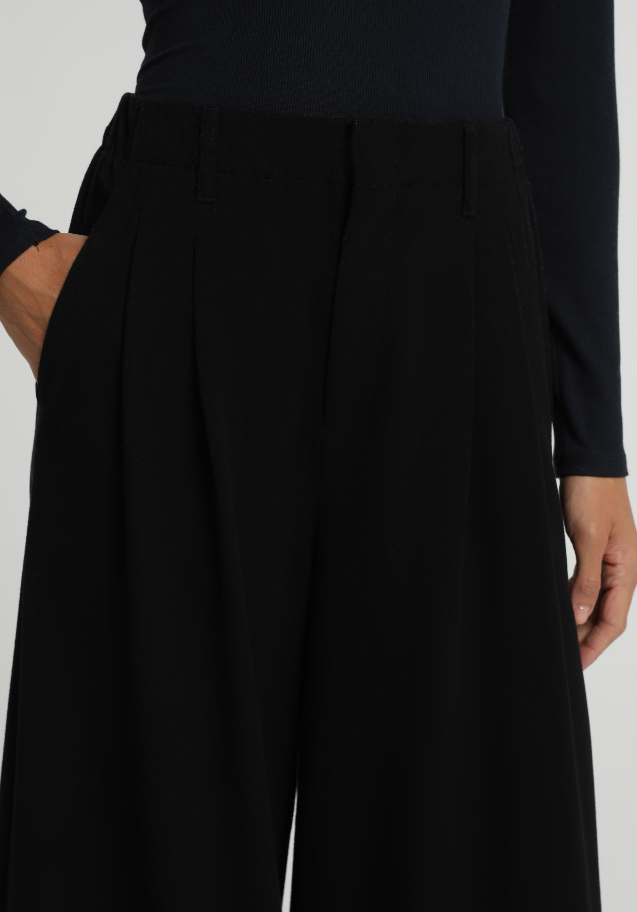 Regular Fit Yüksel Bel Geniş Paça Kadın Siyah  Pantolon