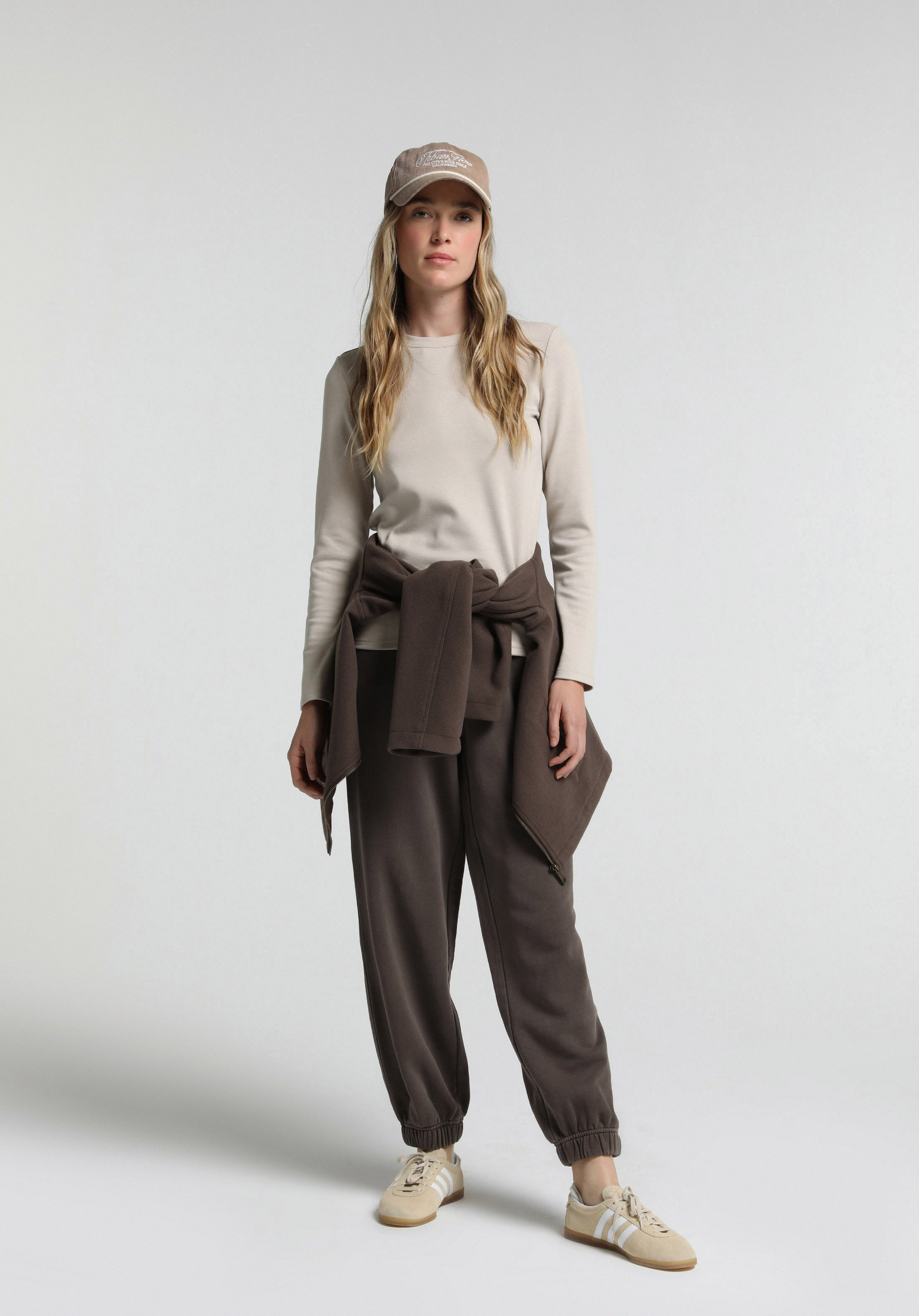 Slim Fit Yuvarlak Yaka Düz Kadın Taş Uzun Kol Tişört