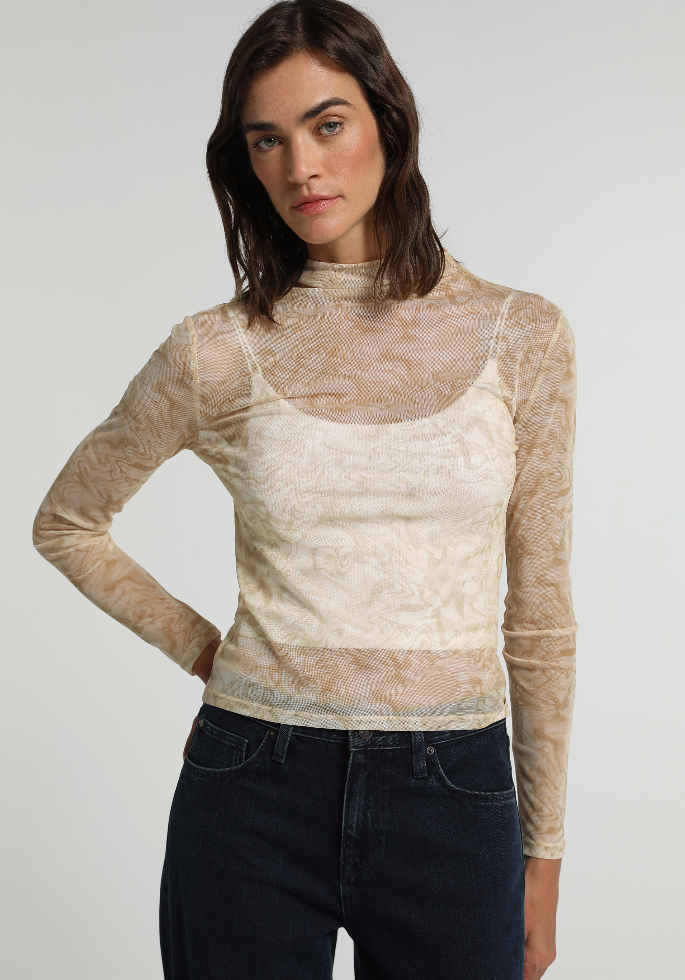 Slim Fit Dik Yaka Metraj Baskılı Kadın Sari Uzun Kol Tişört
