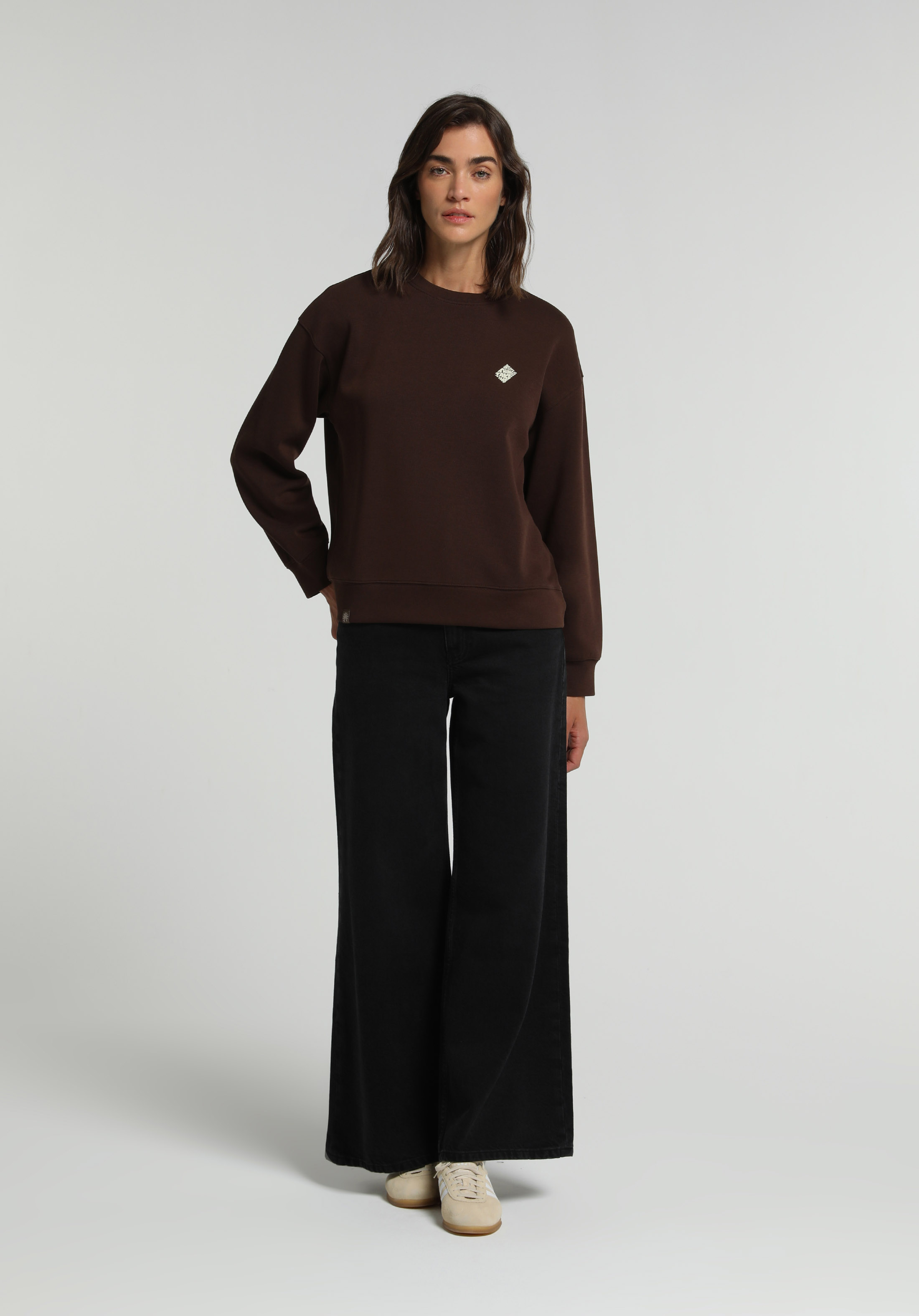 Regular Fit Yuvarlak Yaka Baskılı Kadın Kahverengi Sweatshirt