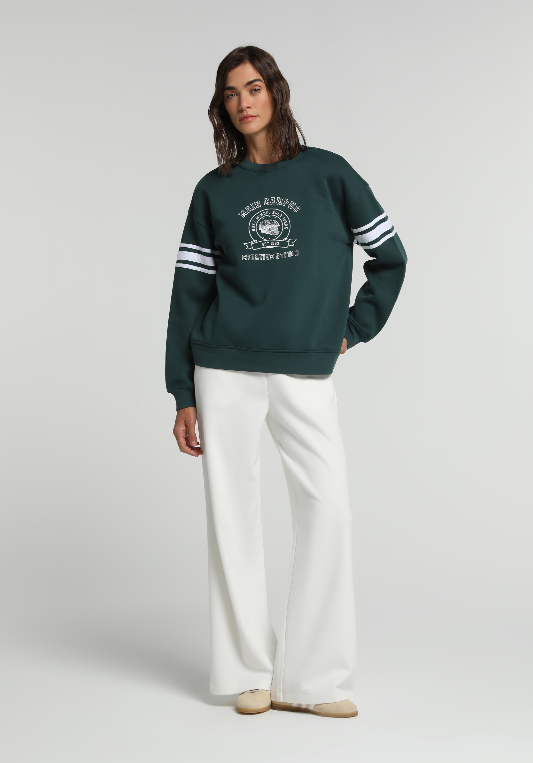 Regular Fit Yuvarlak Yaka Baskılı Kadın Yeşil Sweatshirt